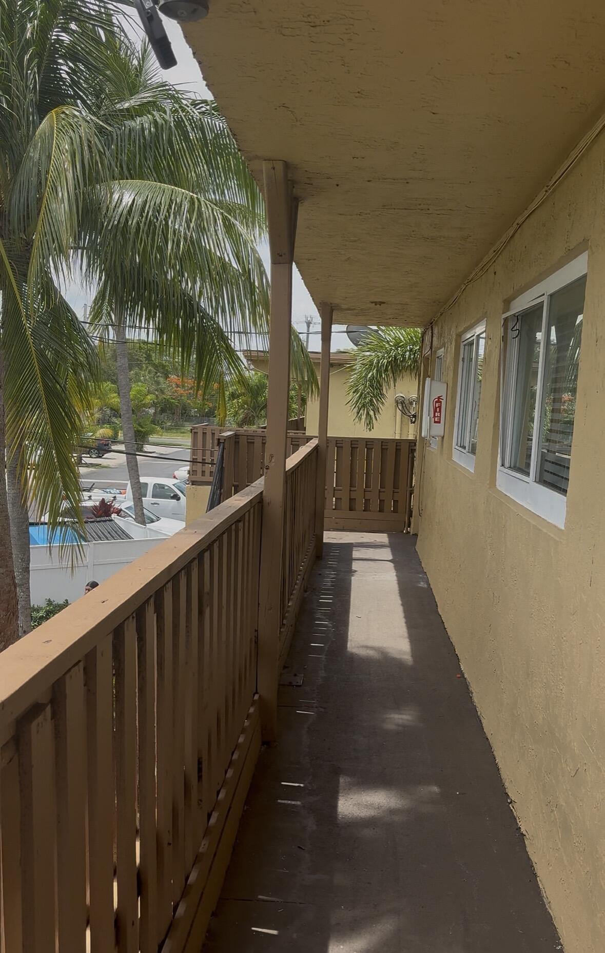 610 Nw 7th Avenue Property Photo 1