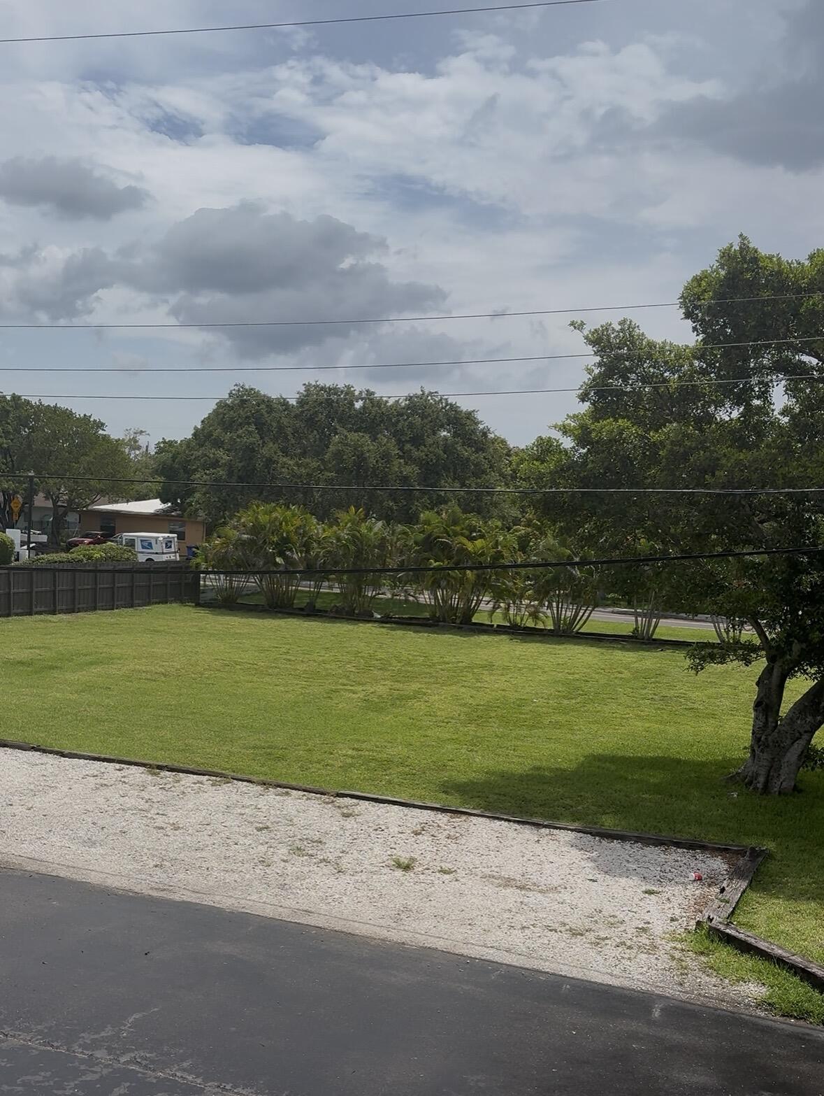 610 Nw 7th Avenue Property Photo 5
