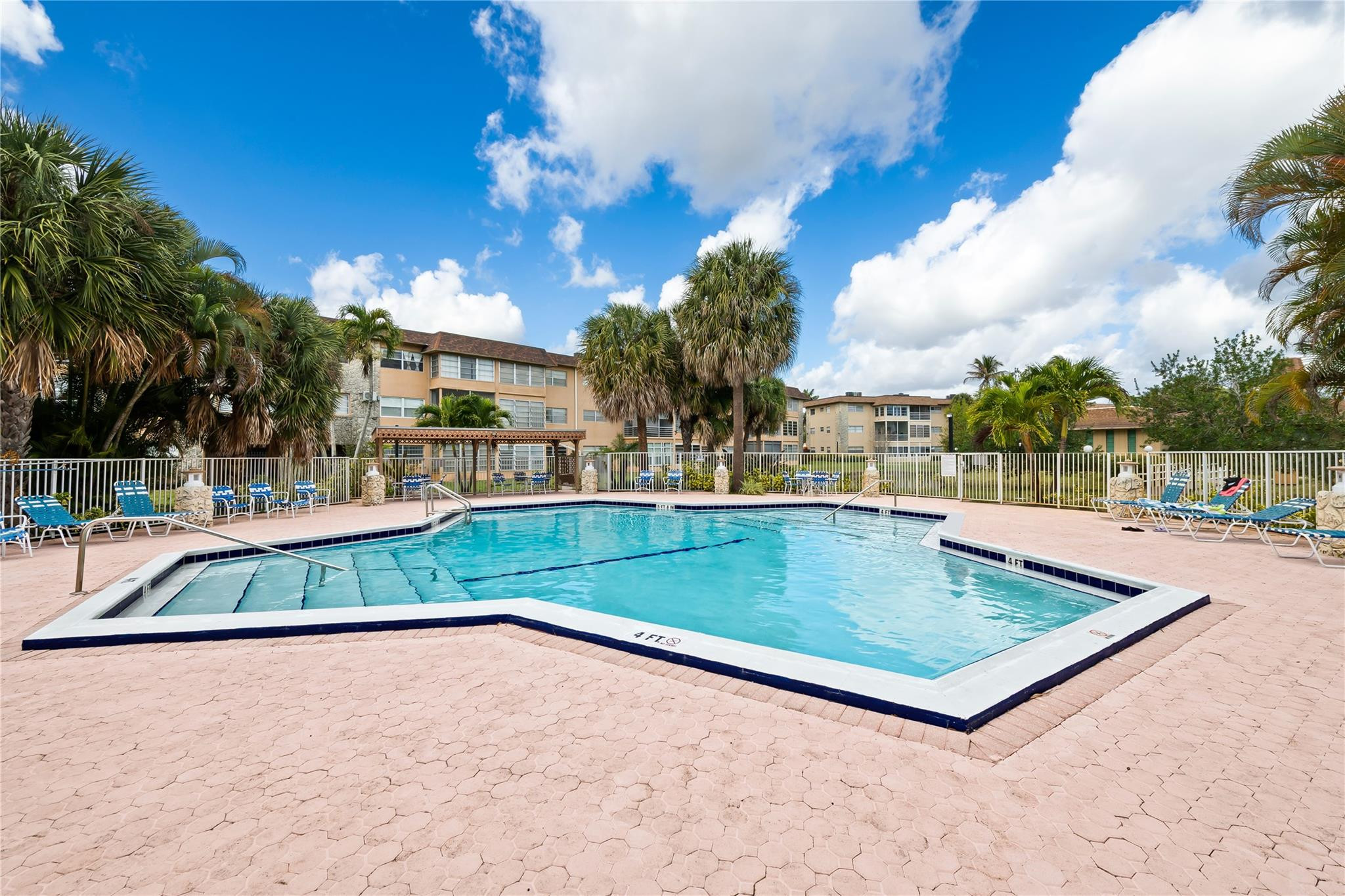 5031 W Oakland Park Boulevard 309 Property Photo 3
