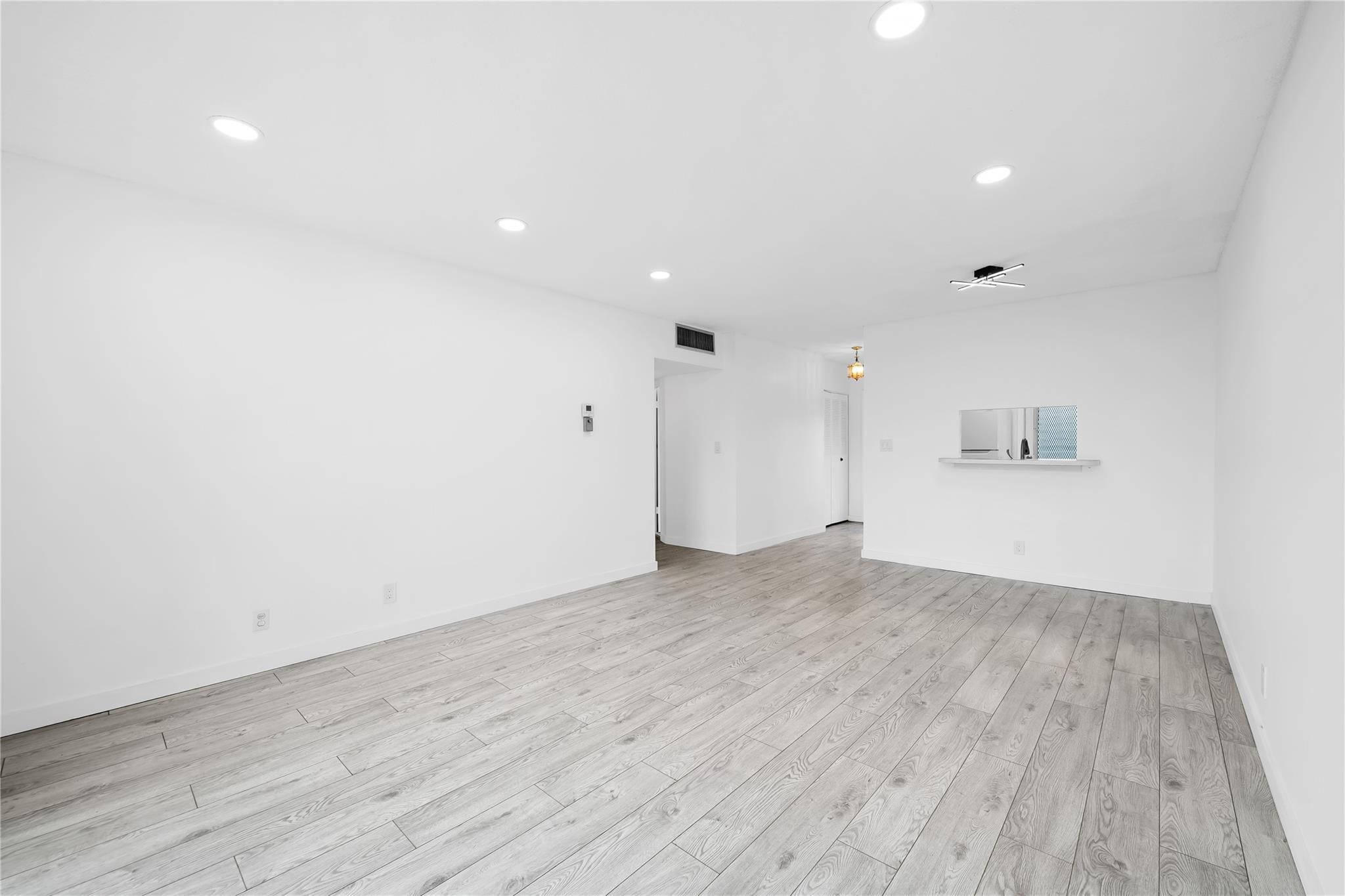 5031 W Oakland Park Boulevard 309 Property Photo 15