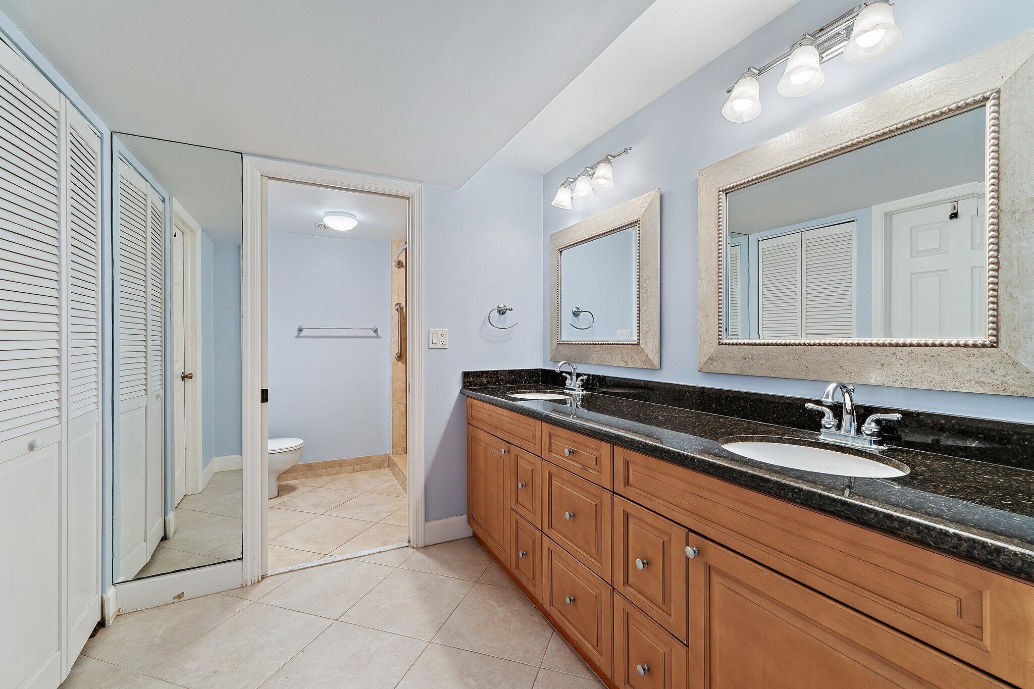 900 Ocean Drive 106 Property Photo 19