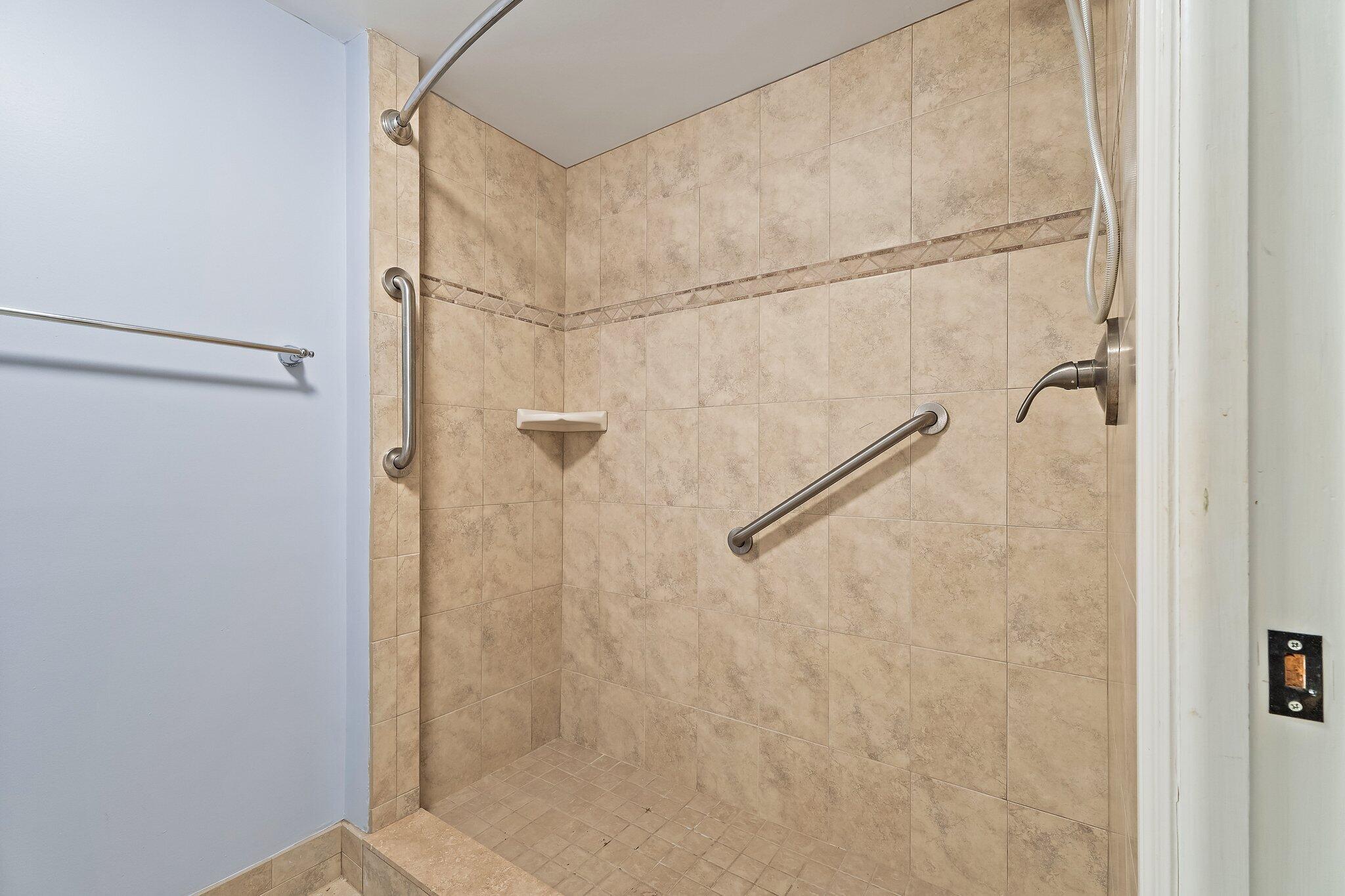 900 Ocean Drive 106 Property Photo 20