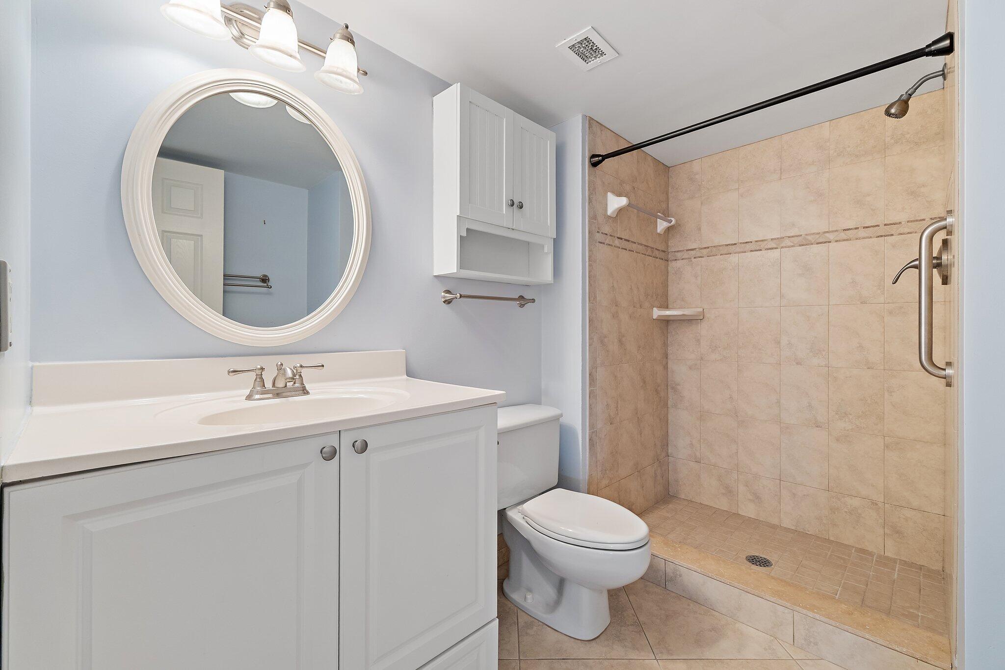 900 Ocean Drive 106 Property Photo 23