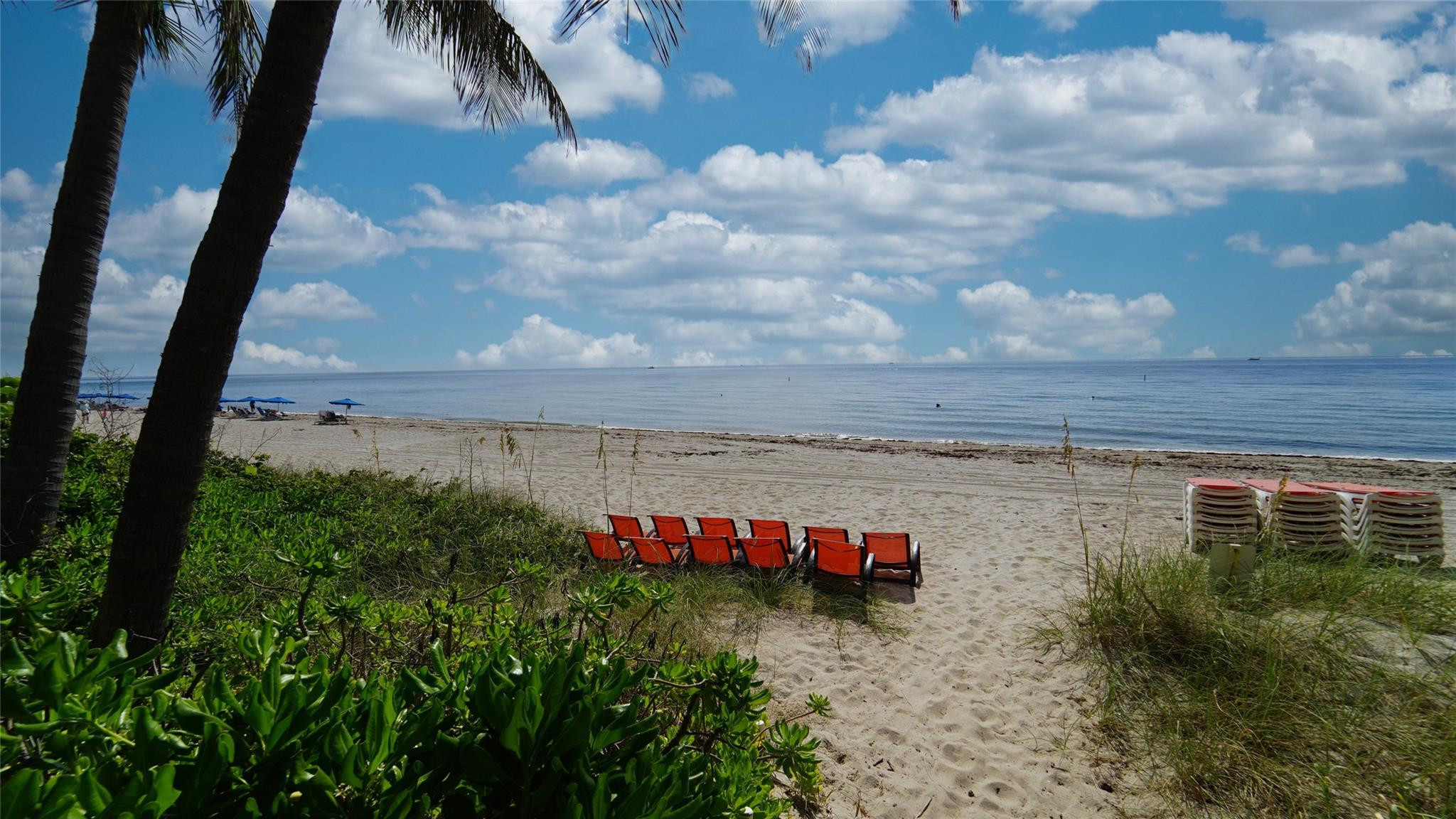 2011 N Ocean Boulevard 1606 Property Photo 4