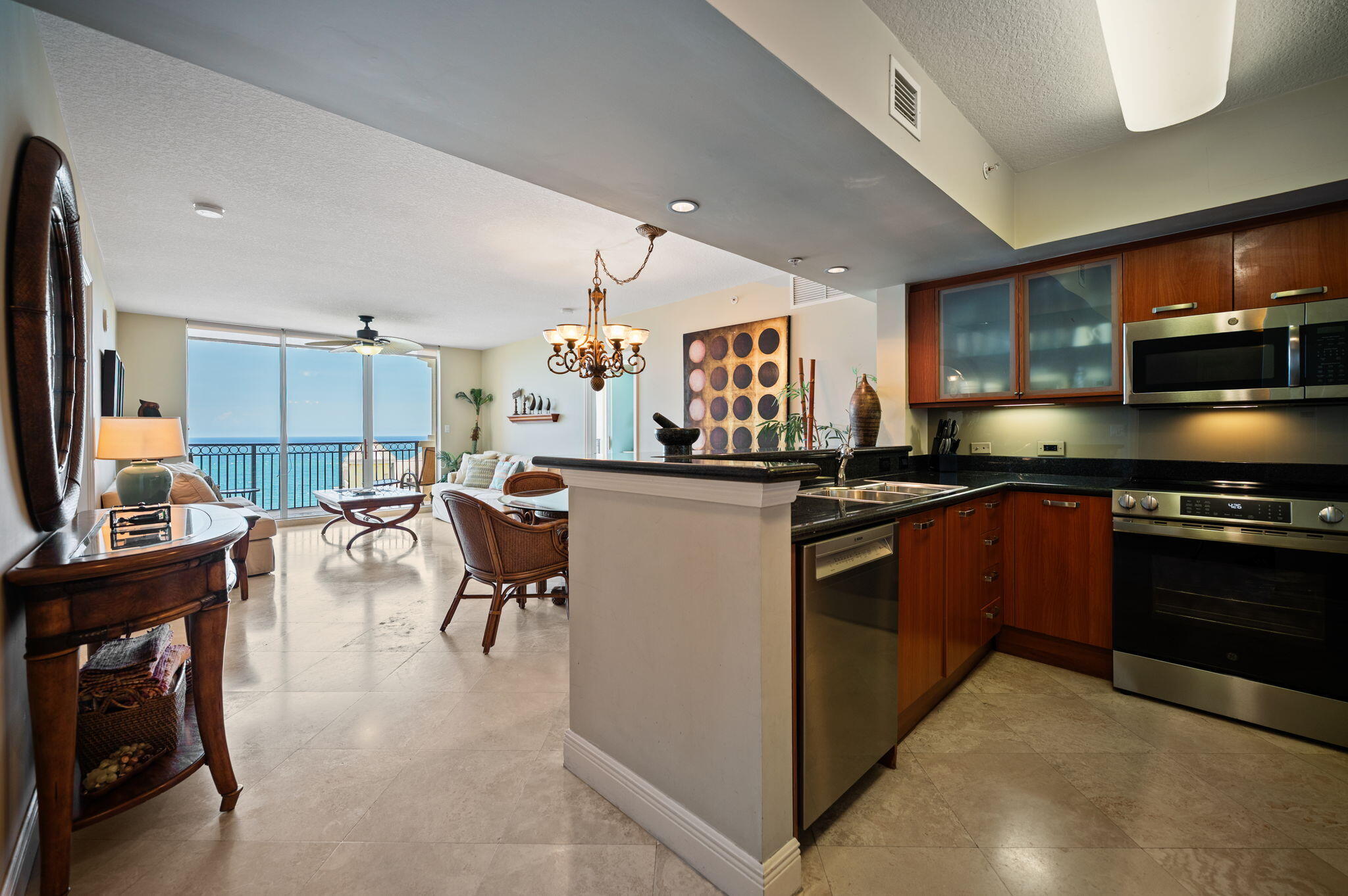 2011 N Ocean Boulevard 1606 Property Photo 13