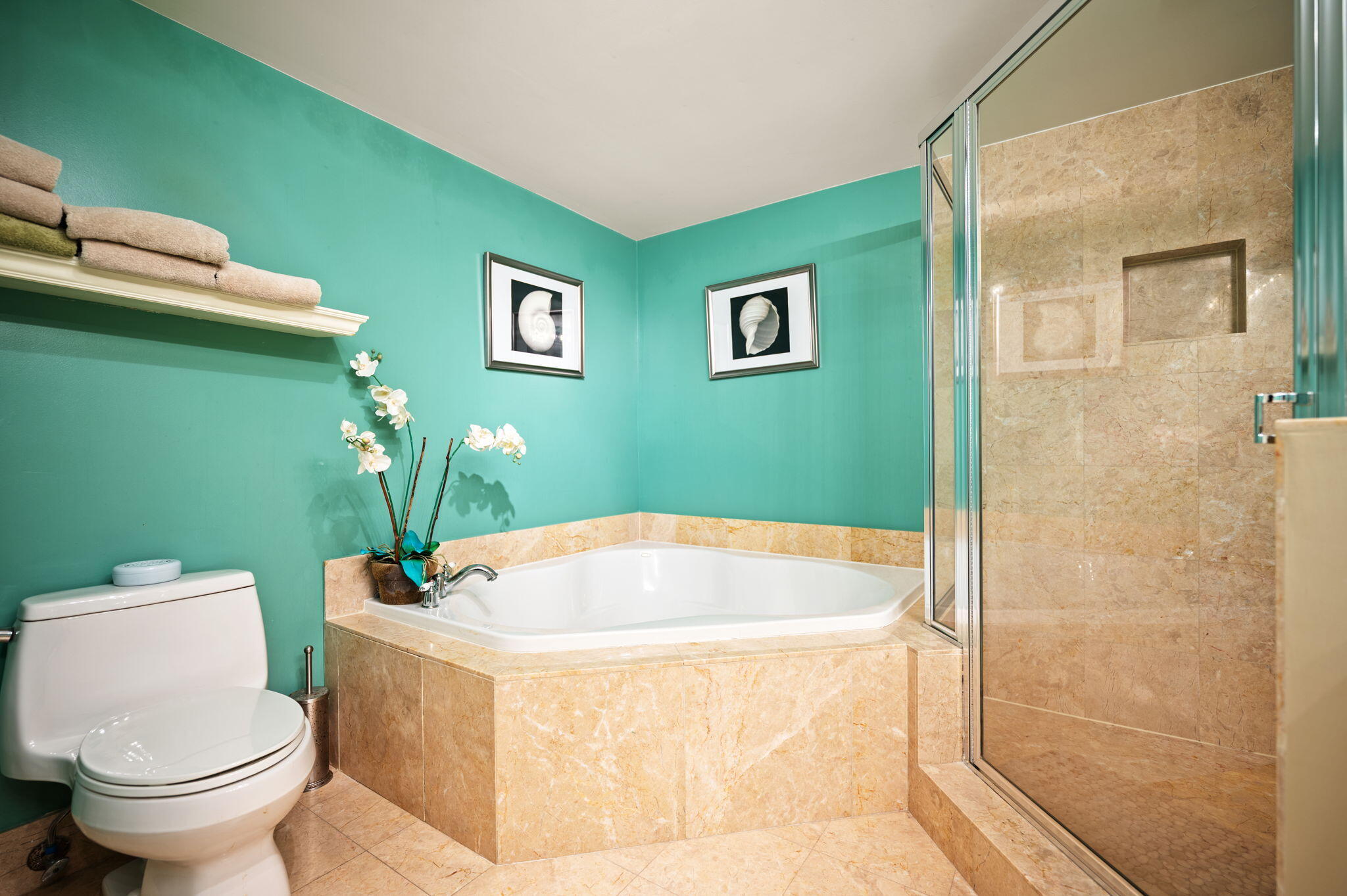 2011 N Ocean Boulevard 1606 Property Photo 18