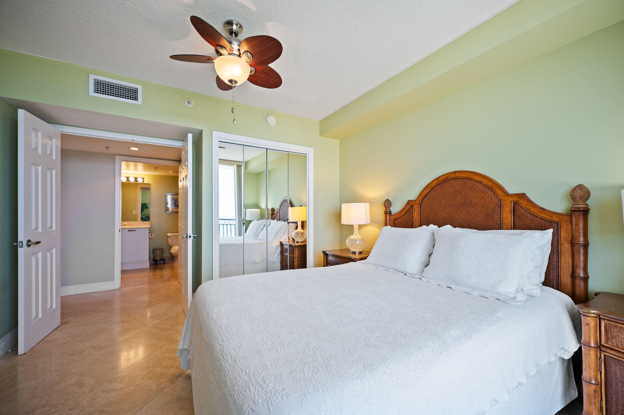 2011 N Ocean Boulevard 1606 Property Photo 21