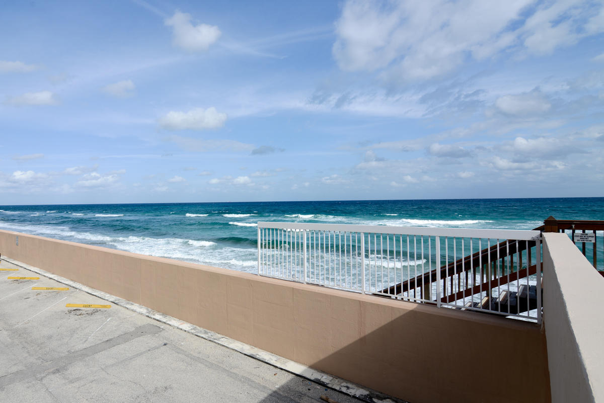 3450 S Ocean Boulevard 508 Property Photo 2