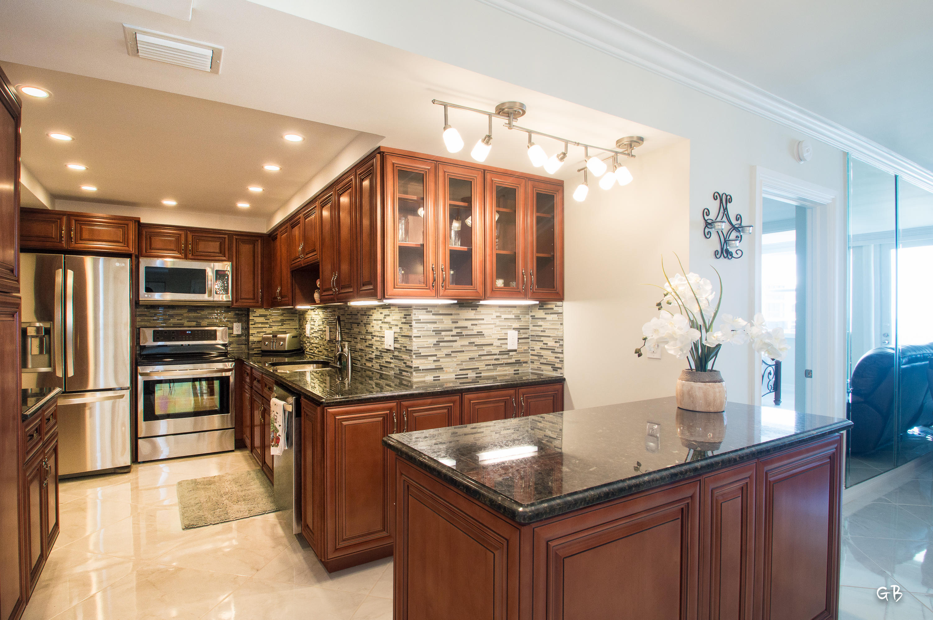 3450 S Ocean Boulevard 508 Property Photo 5