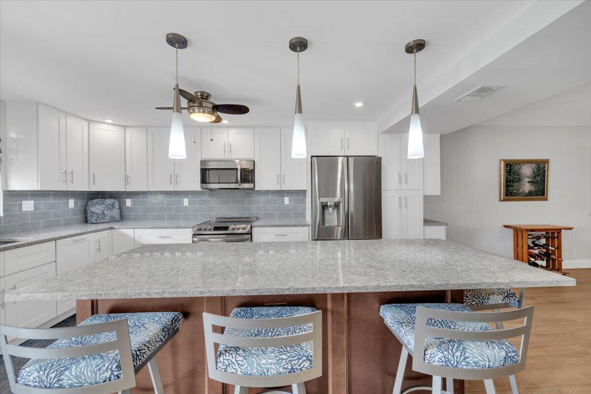 300 N Hwy A1a 101h Property Photo 4