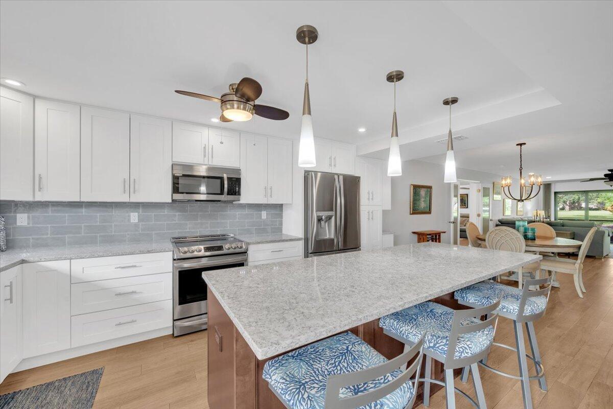 300 N Hwy A1a 101h Property Photo 6