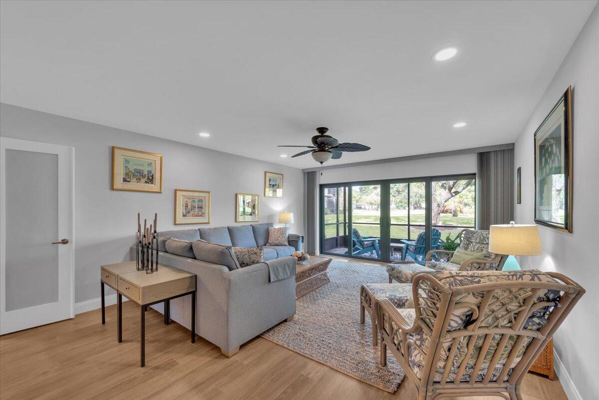 300 N Hwy A1a 101h Property Photo 11