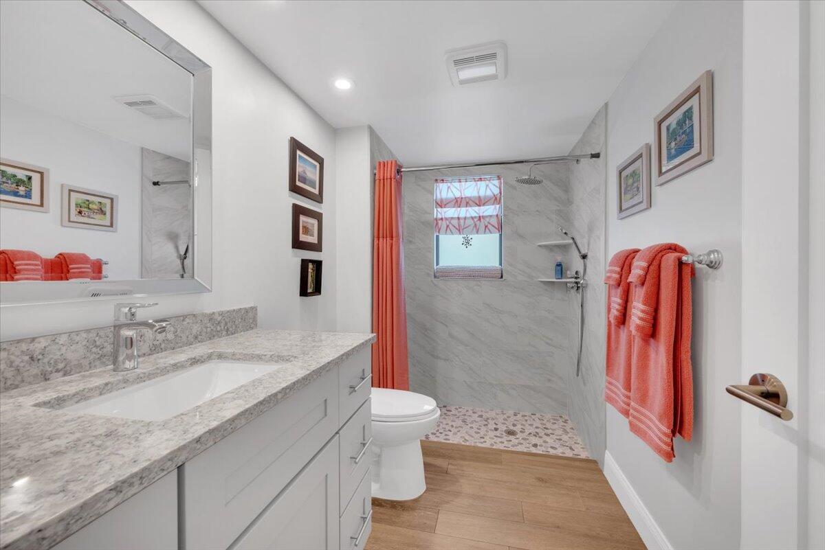 300 N Hwy A1a 101h Property Photo 23