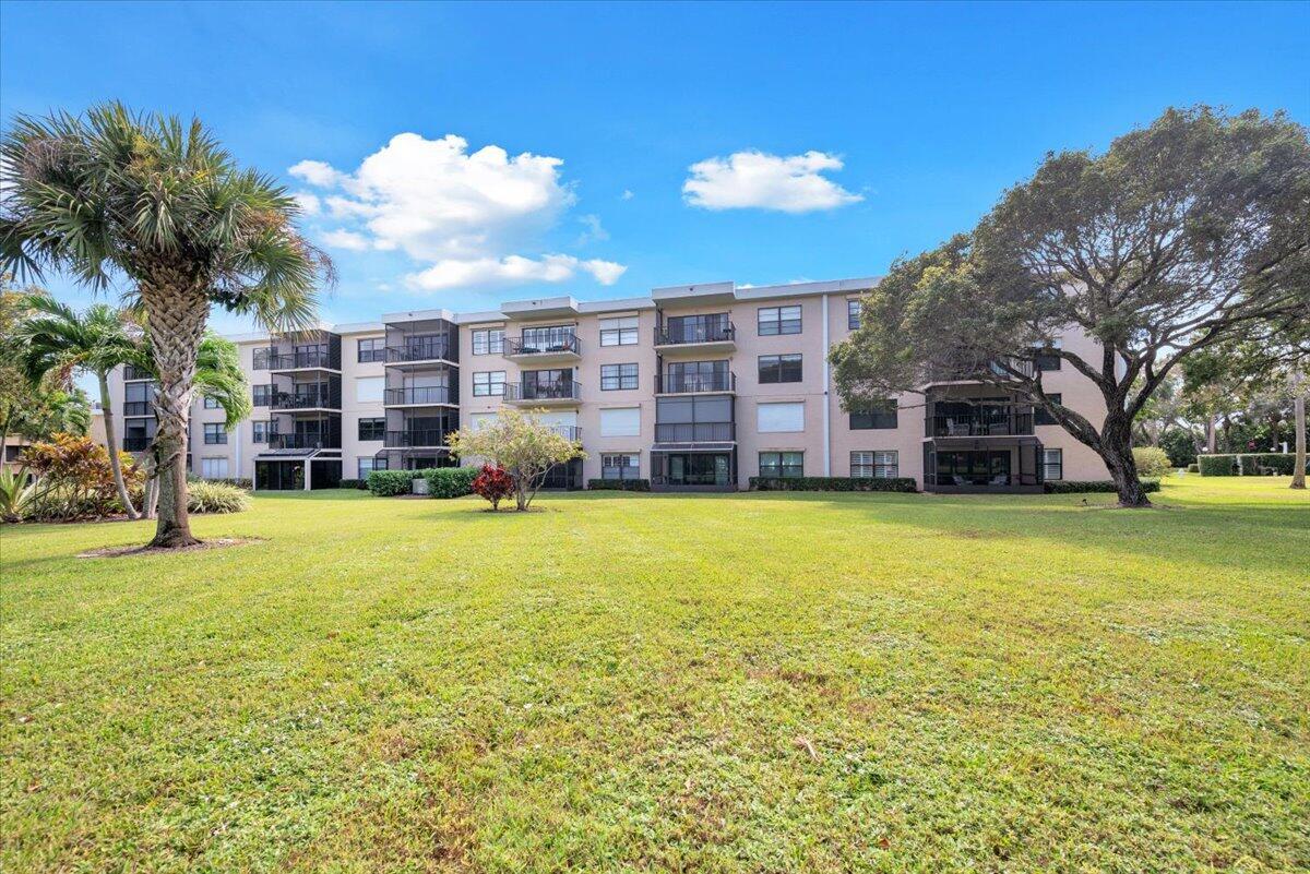 300 N Hwy A1a 101h Property Photo 30
