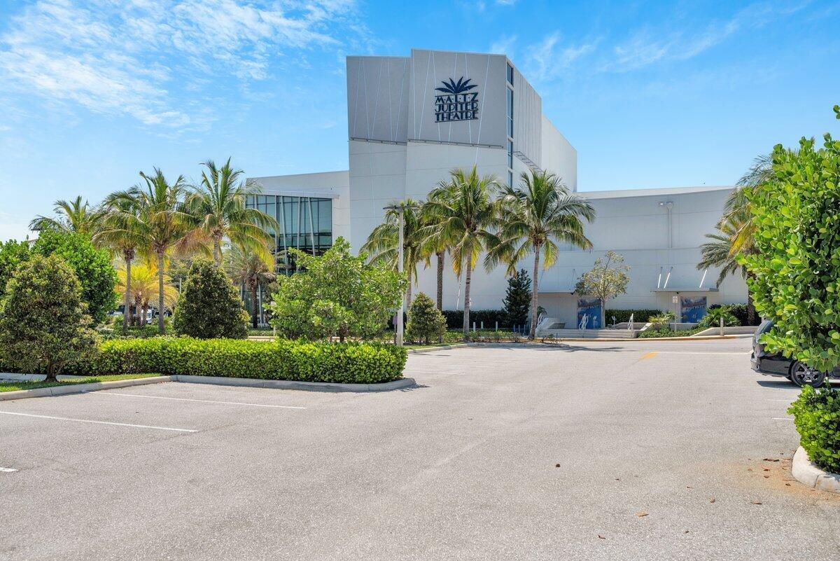 300 N Hwy A1a 101h Property Photo 36