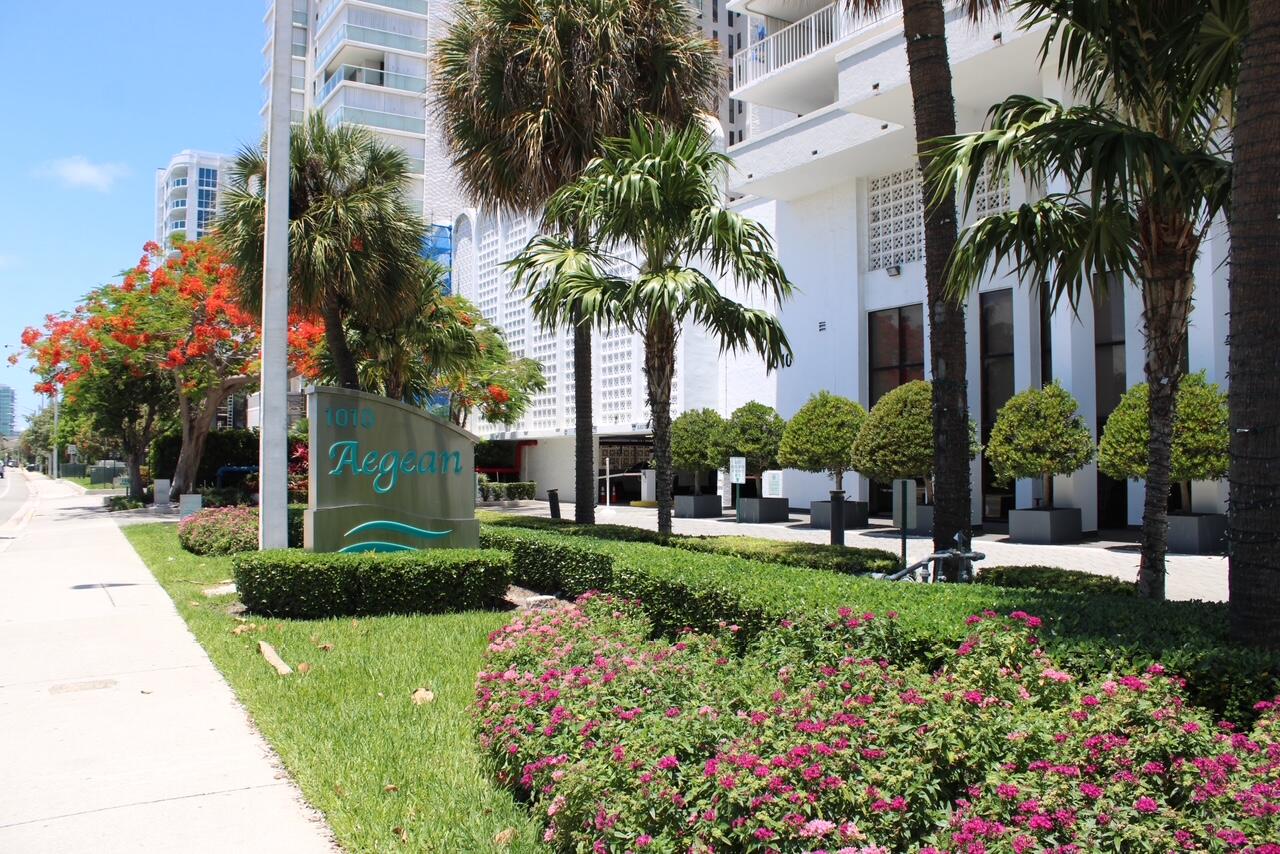 1010 S Ocean Boulevard 1214 Property Photo 1