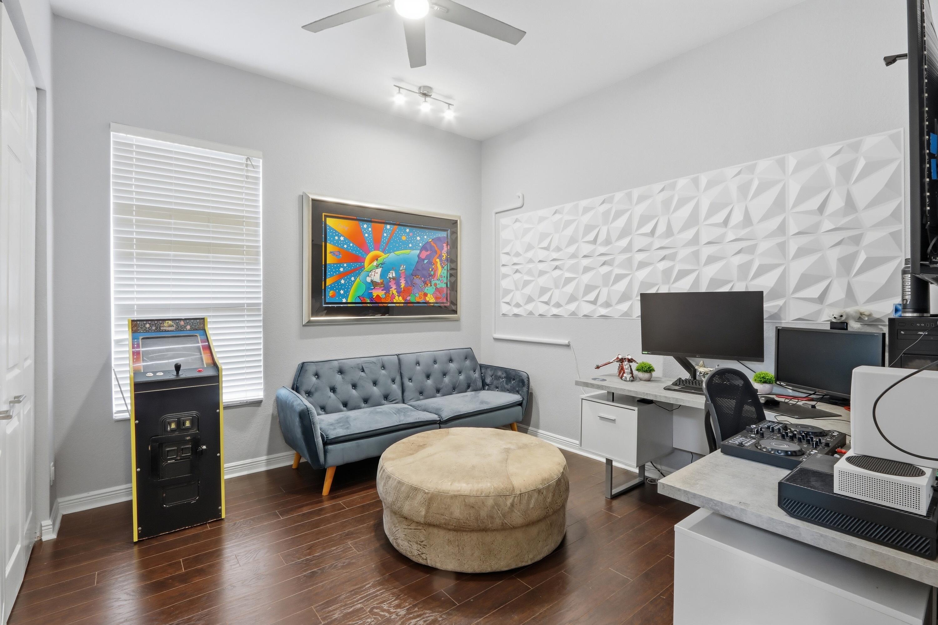 5677 Via De La Plata Circle Property Photo 13