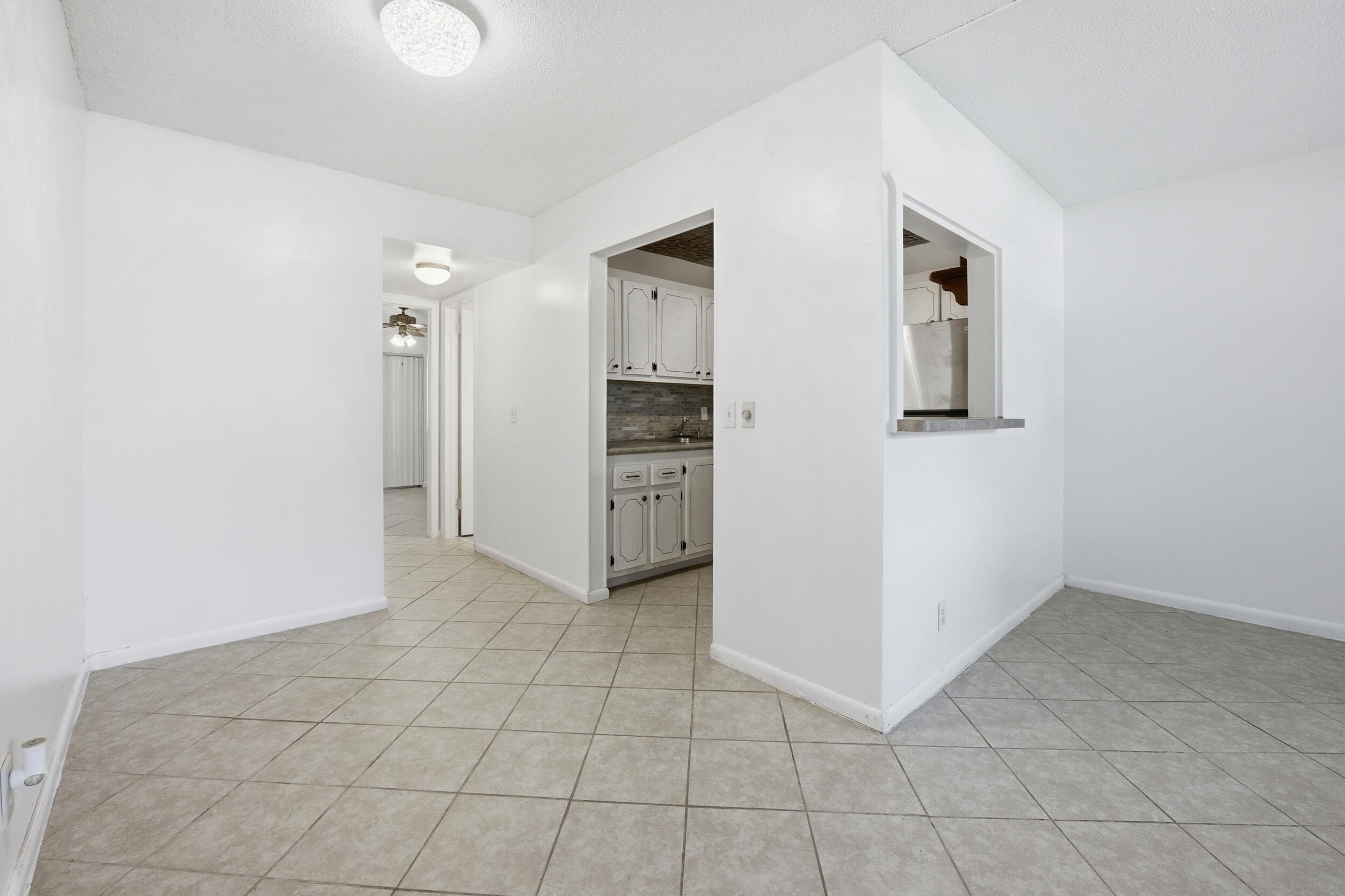 98 E Cambridge E Property Photo 11