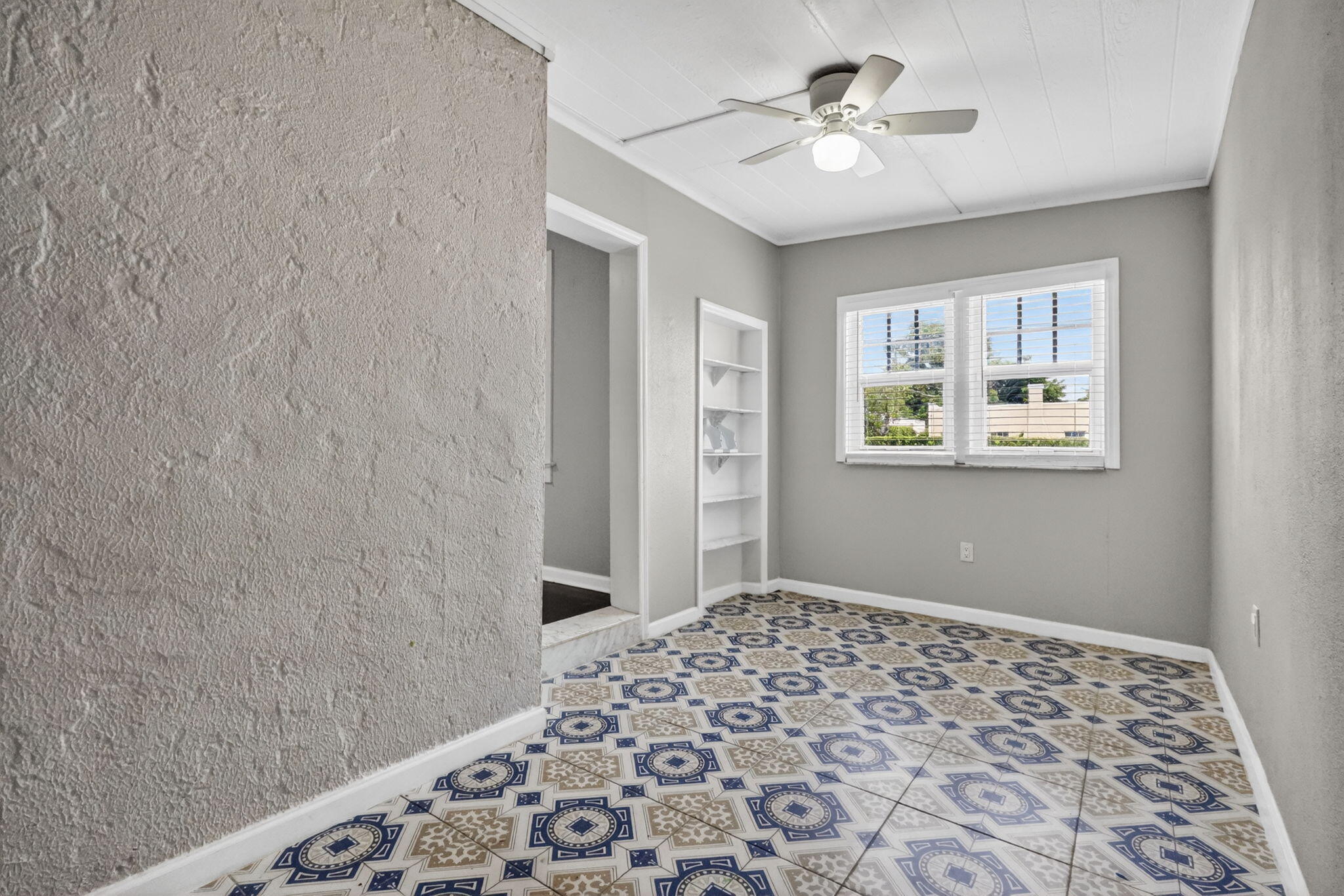 412 El Prado Property Photo 11