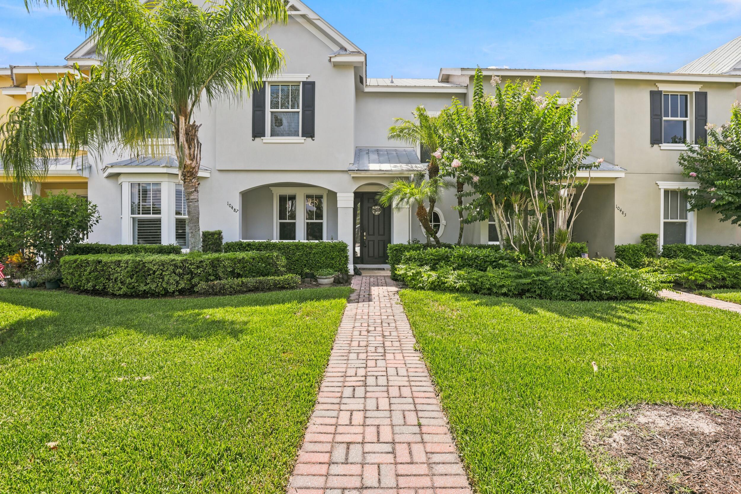 10487 Sw West Park Avenue Property Photo 1