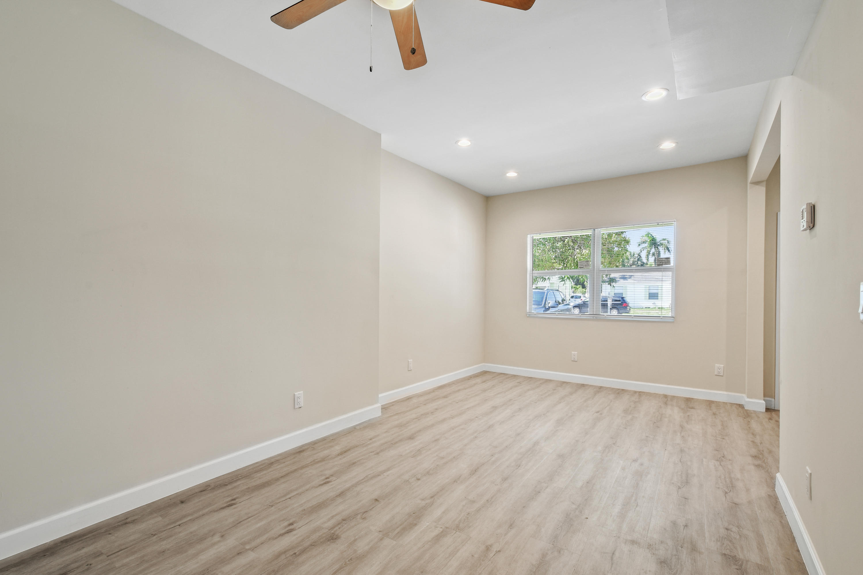 627 Bunker Road Property Photo 5