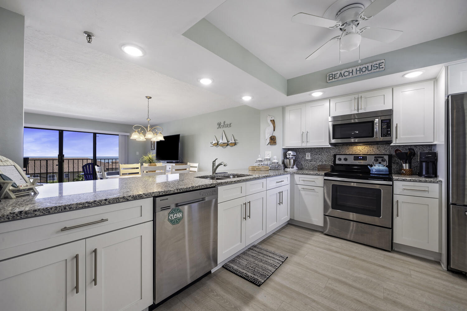 801 S Ocean Drive 701 Property Photo 10
