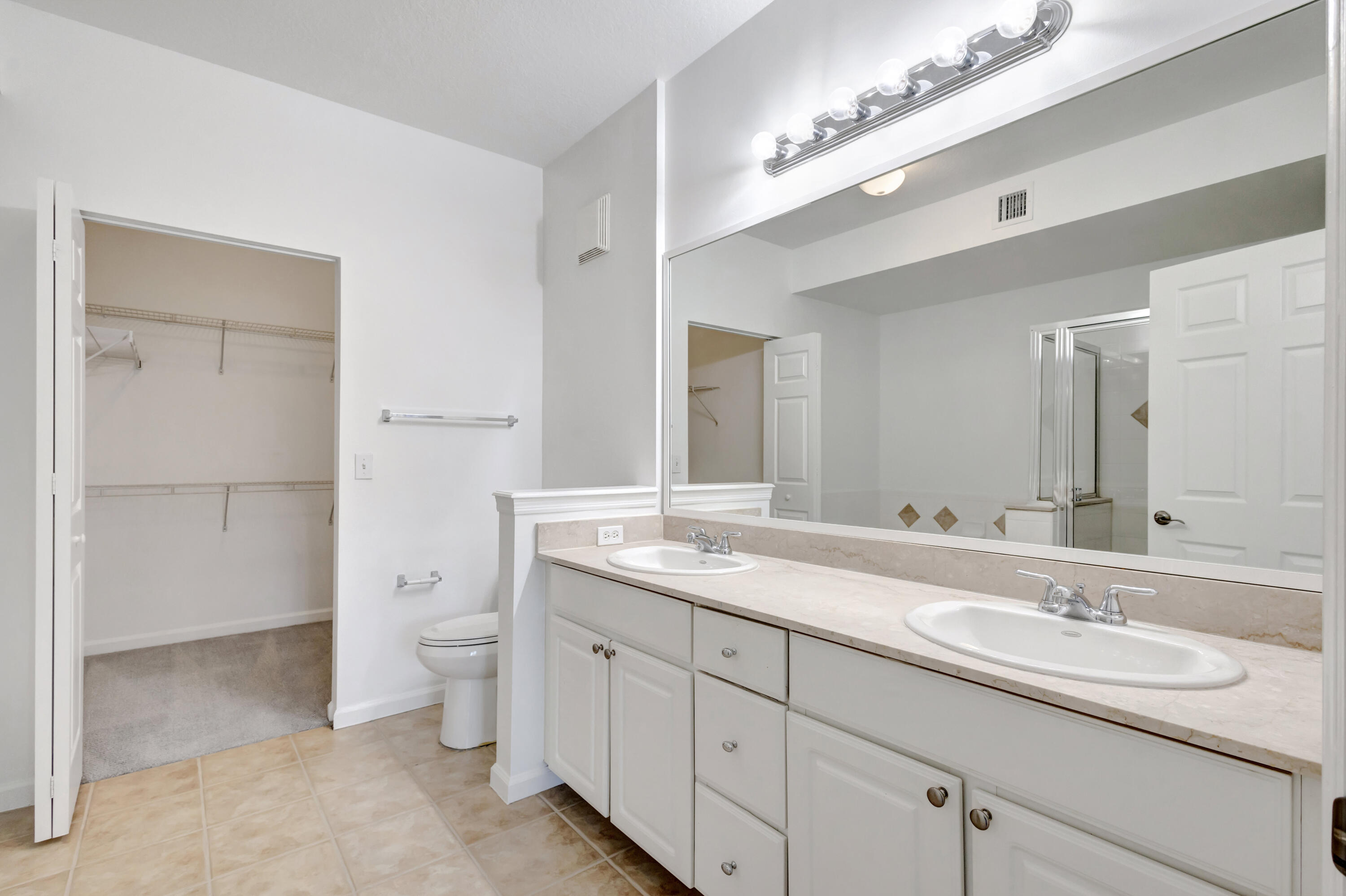 826 Dakota Drive 102 Property Photo 14