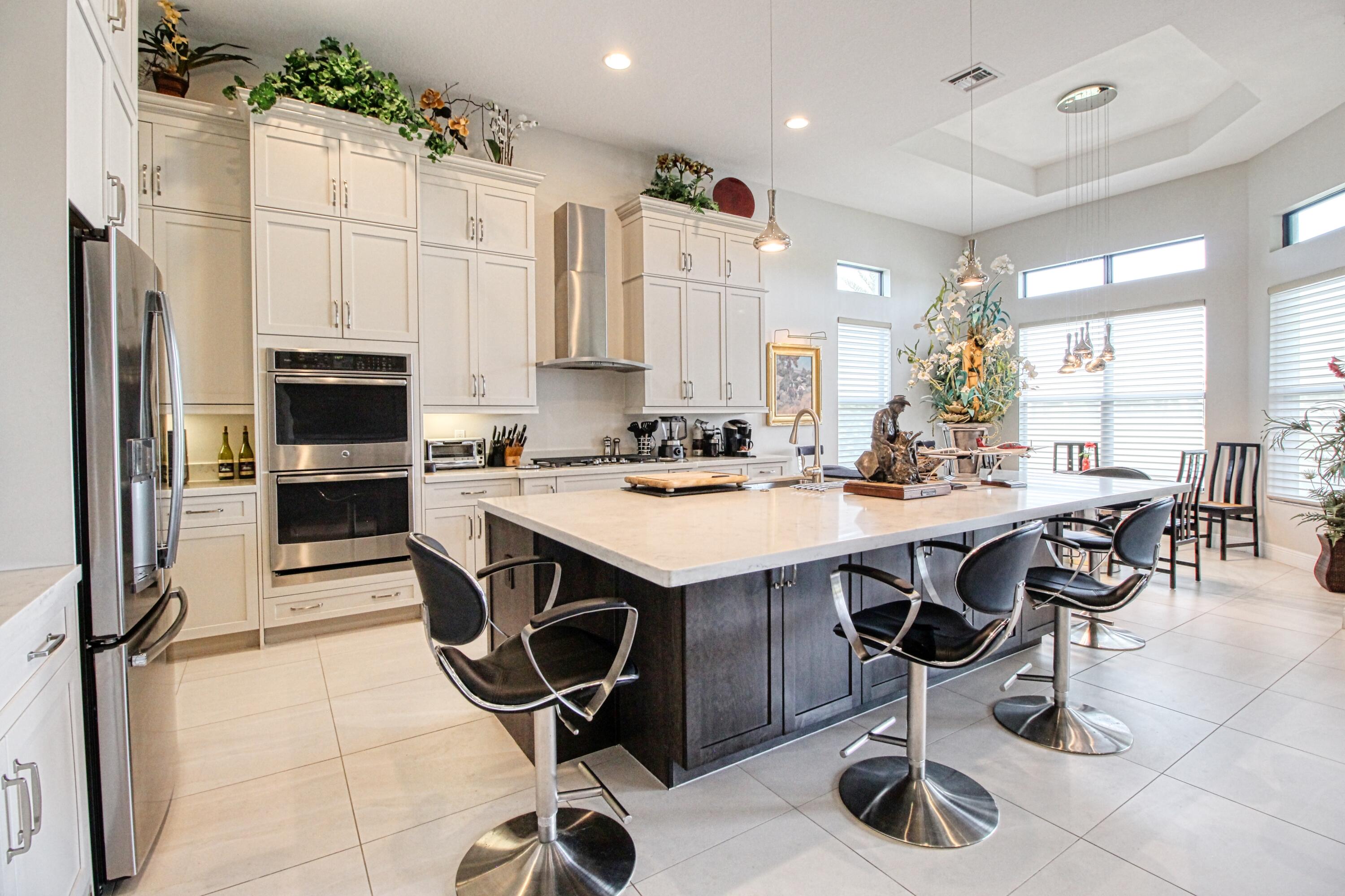 12095 Bastille Circle E Property Photo 6