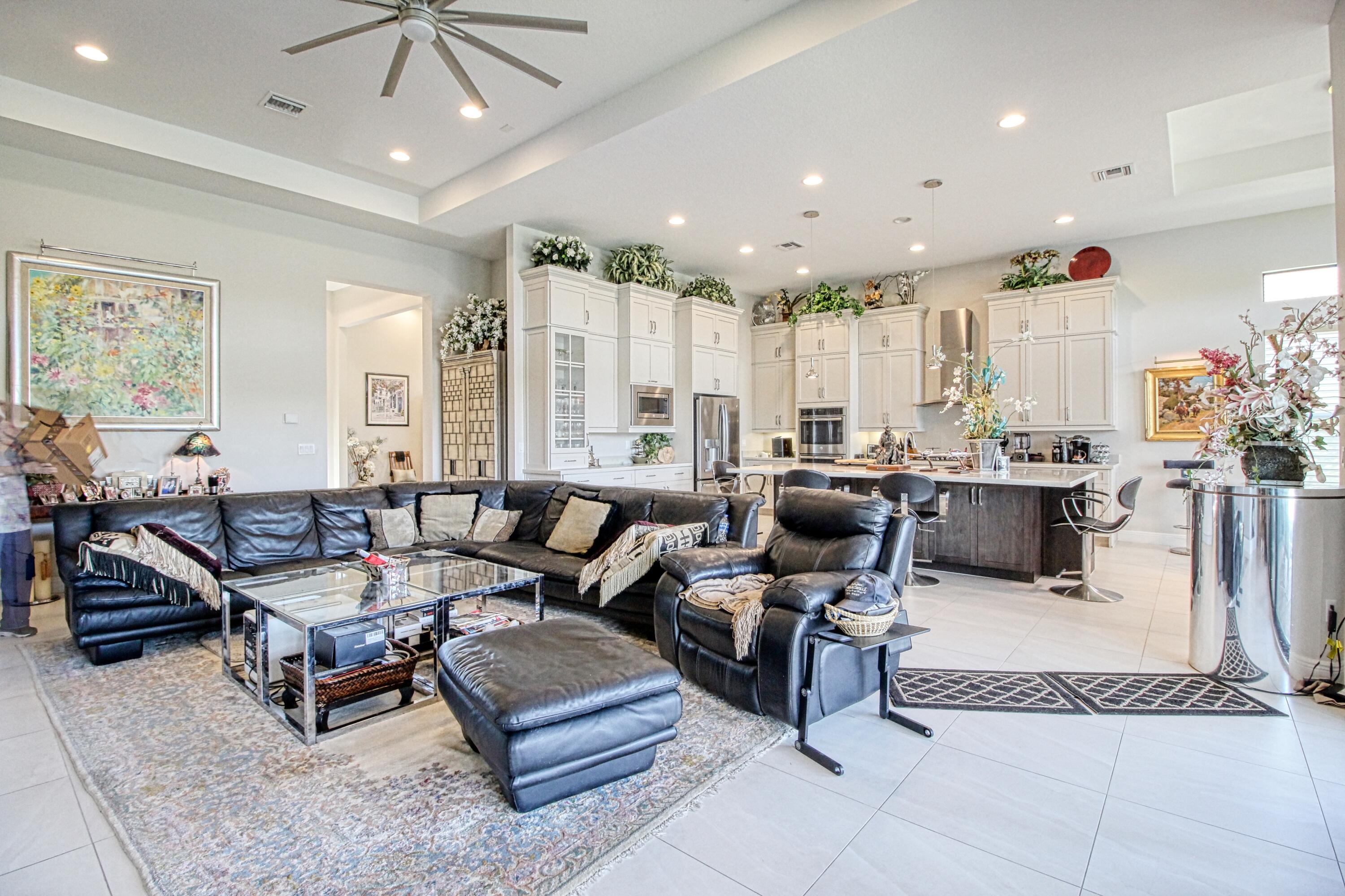 12095 Bastille Circle E Property Photo 12