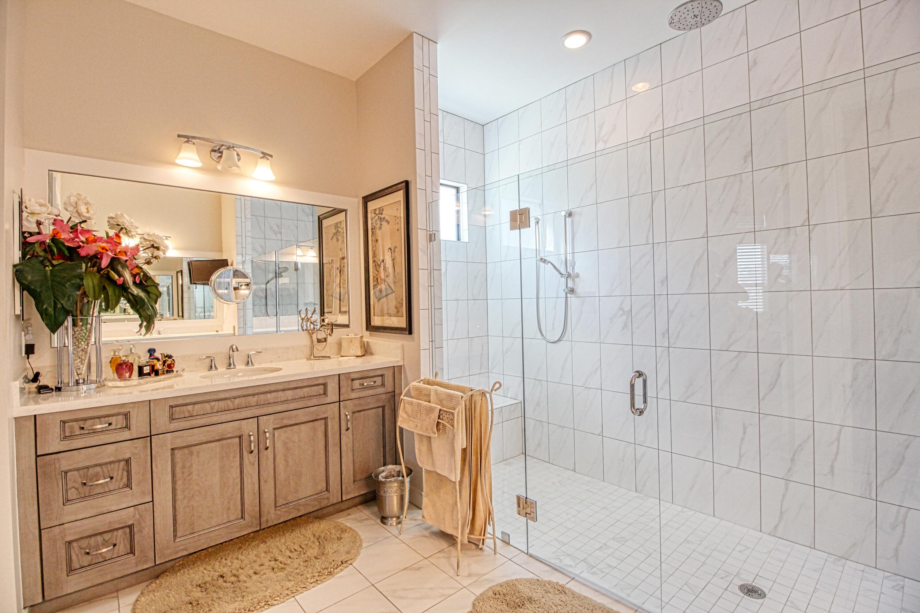 12095 Bastille Circle E Property Photo 17