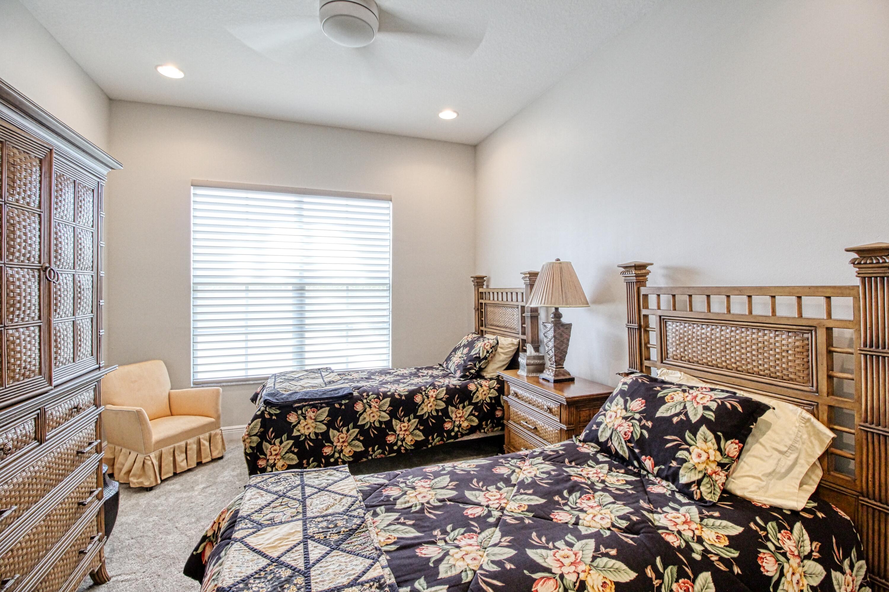 12095 Bastille Circle E Property Photo 24