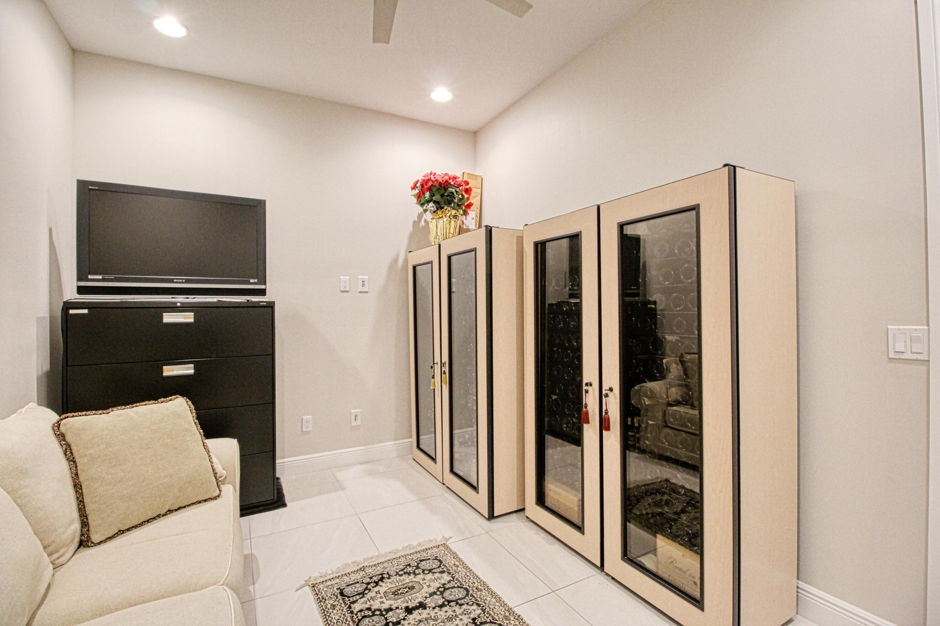 12095 Bastille Circle E Property Photo 28