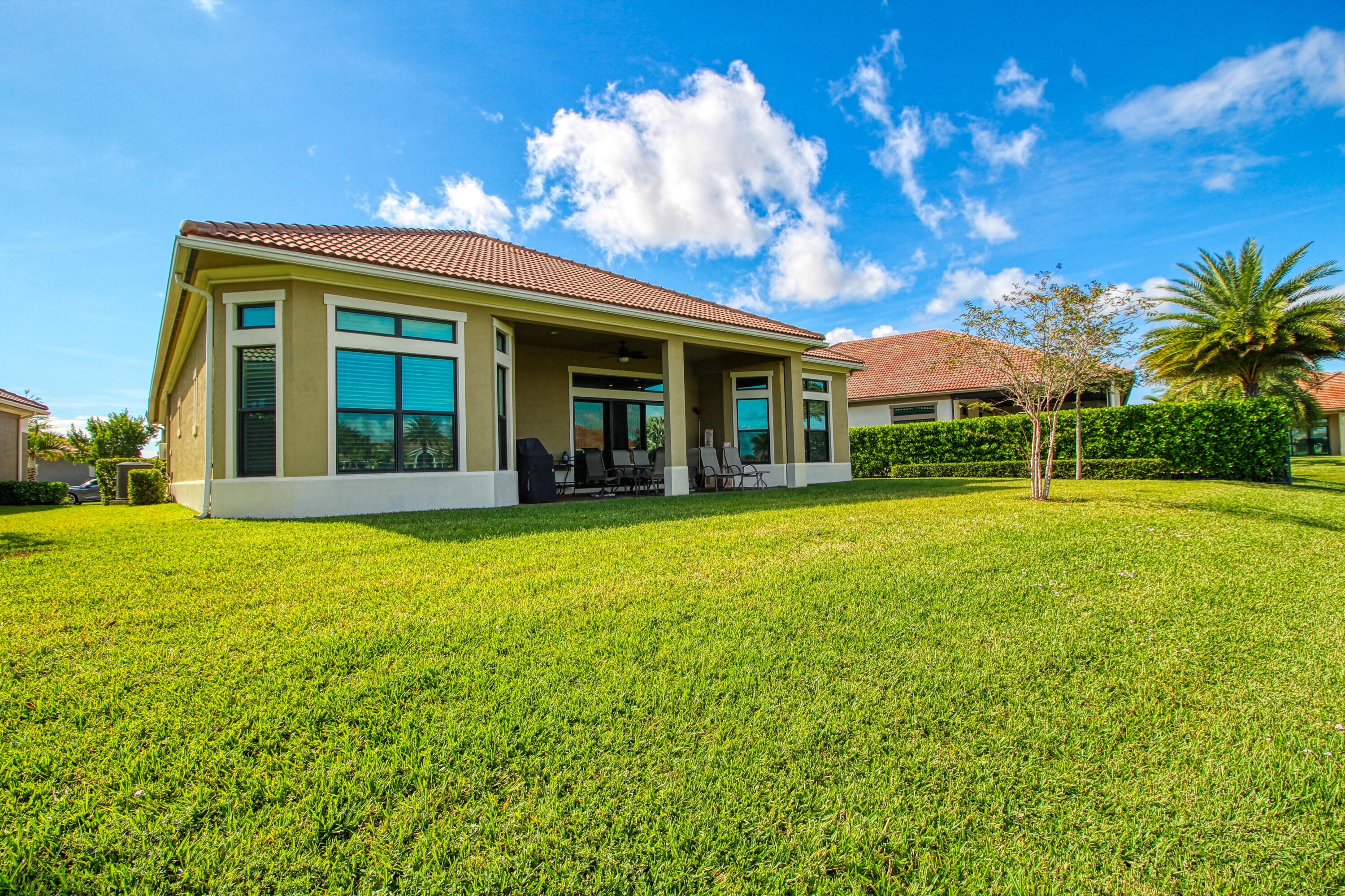 12095 Bastille Circle E Property Photo 32