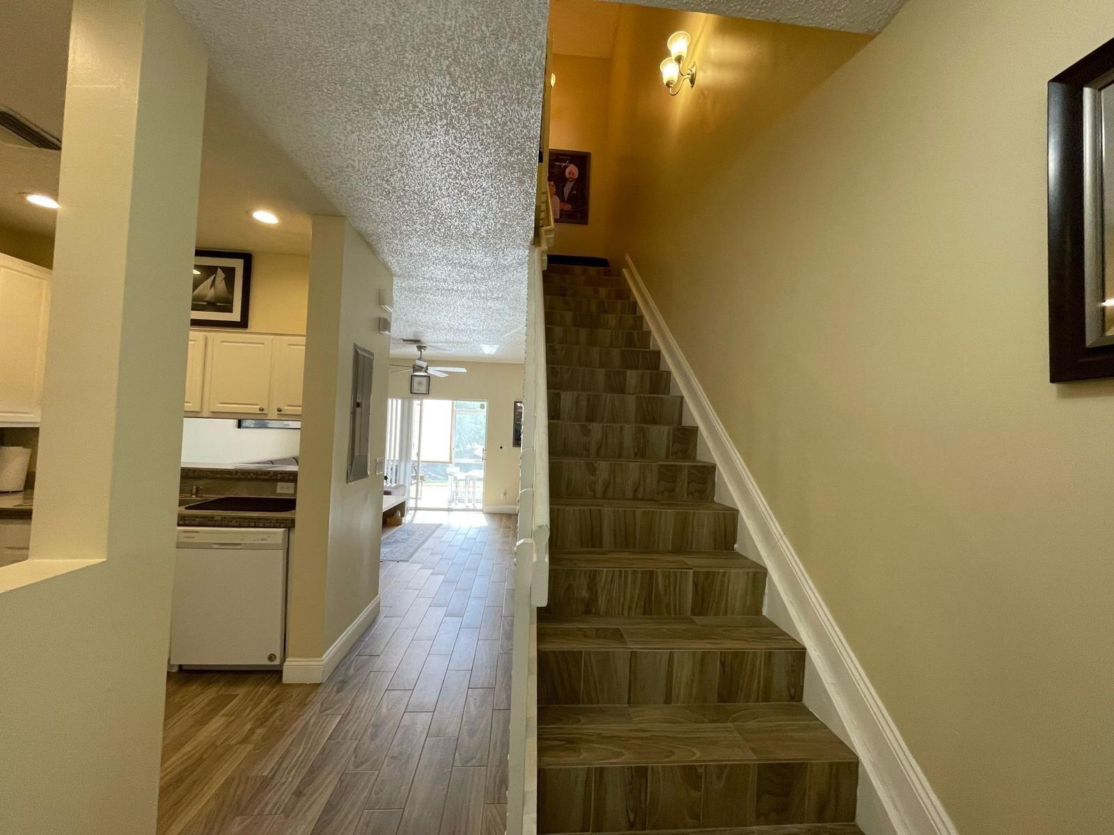 4847 Palmbrooke Terrace Property Photo 6