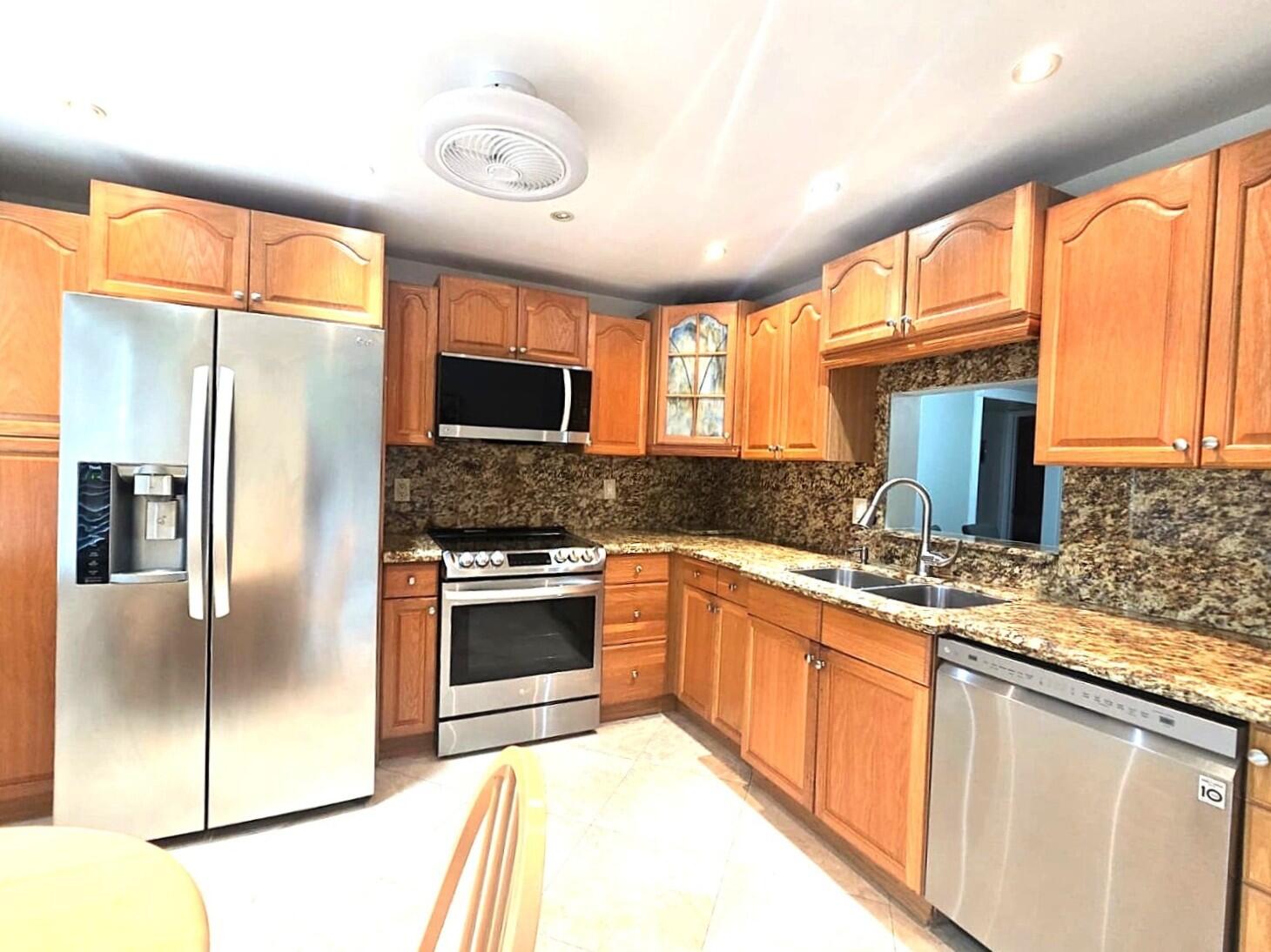 2402 Antigua Circle E3 Property Photo 1