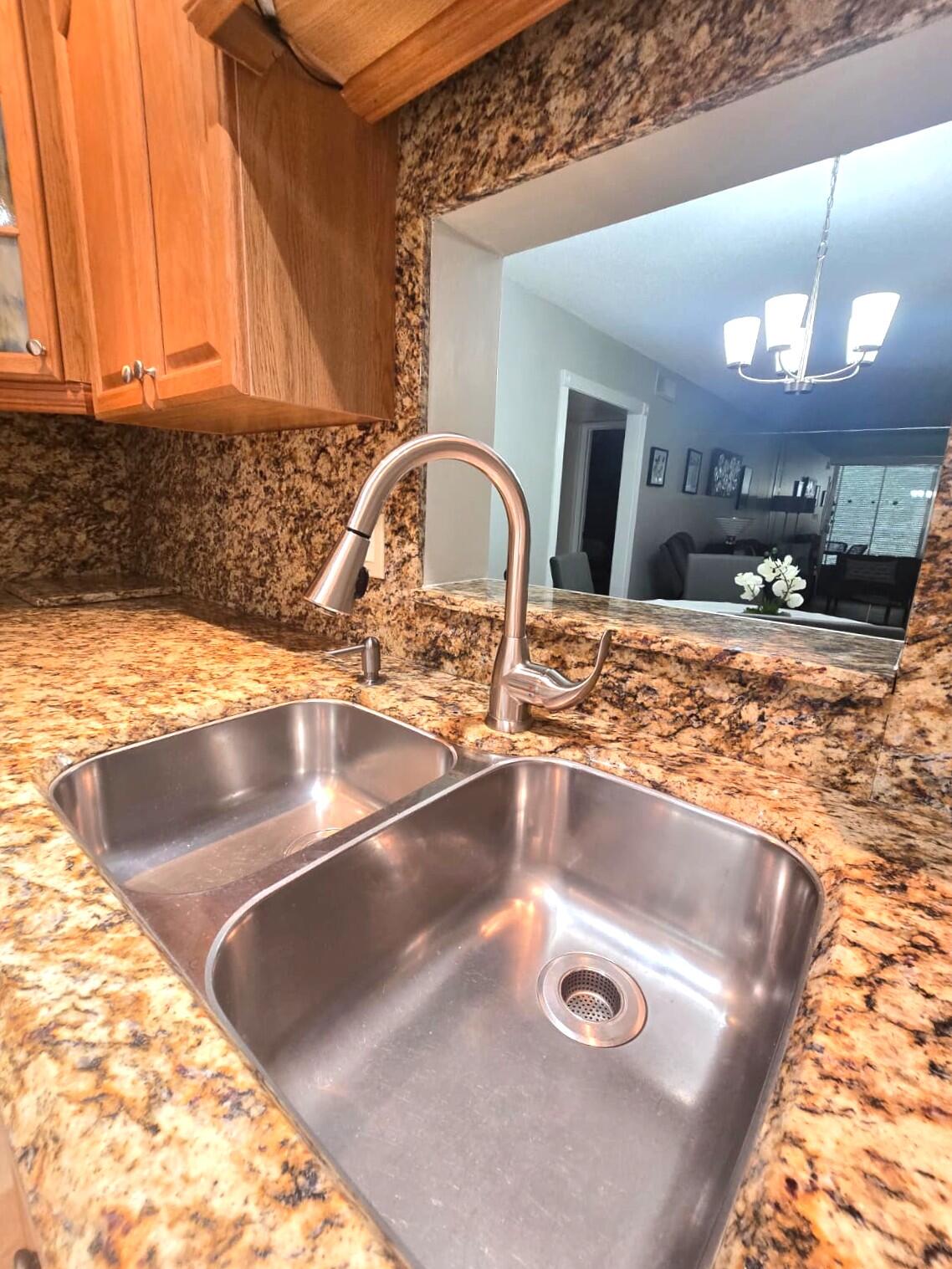 2402 Antigua Circle E3 Property Photo 4