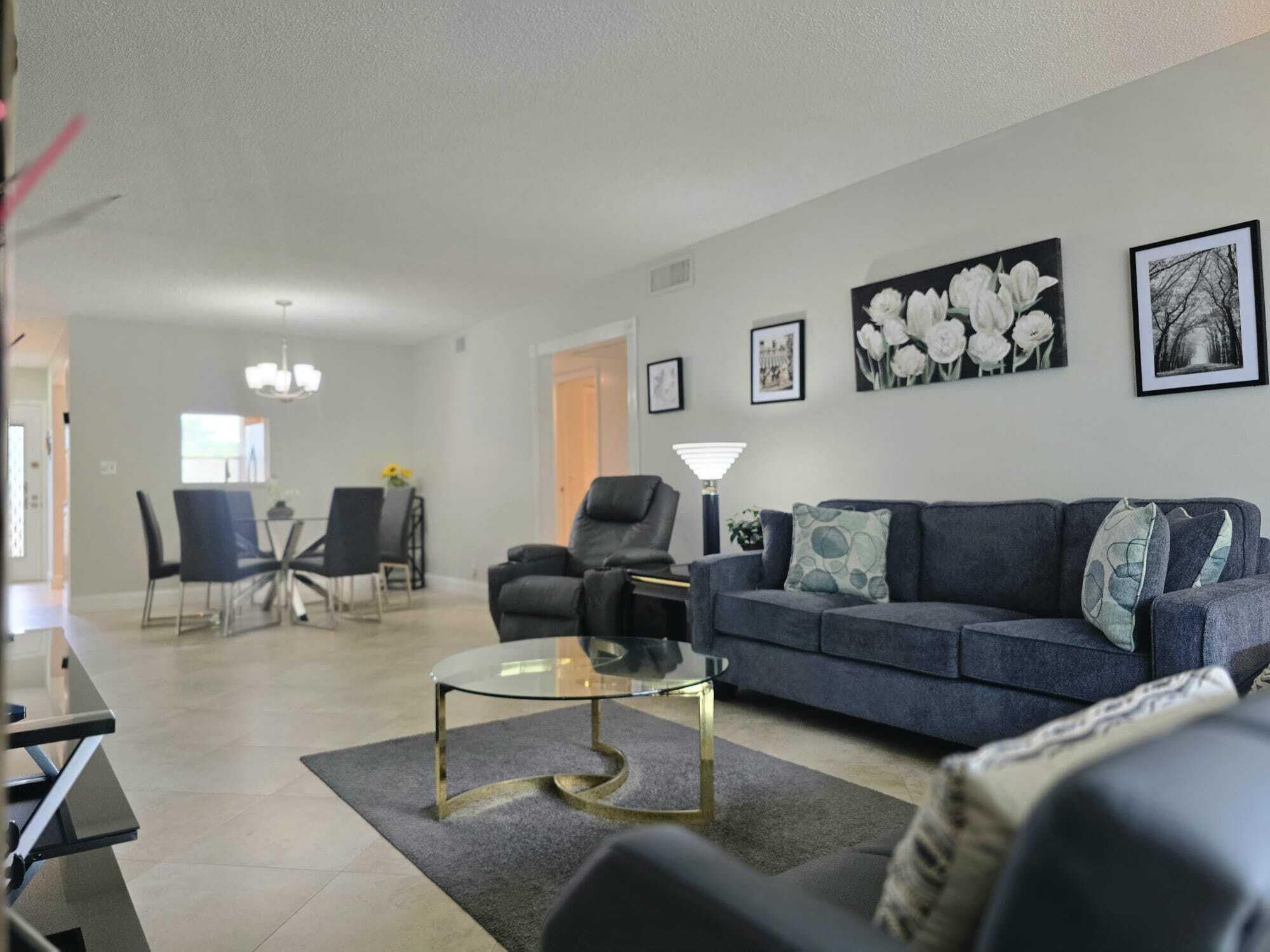 2402 Antigua Circle E3 Property Photo 13