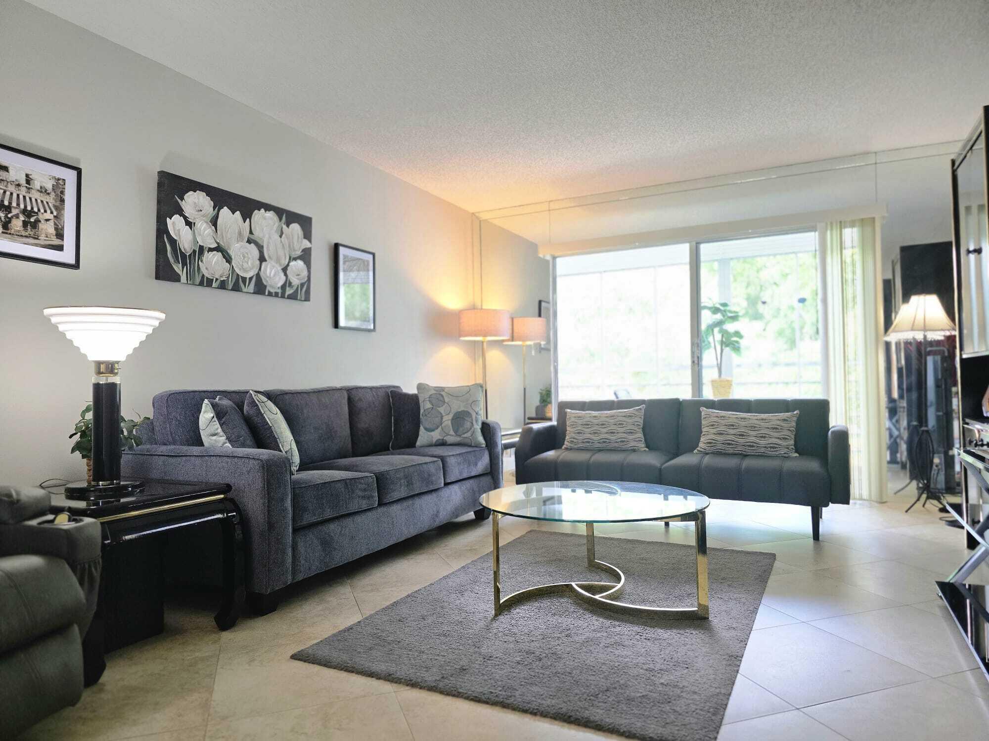 2402 Antigua Circle E3 Property Photo 14