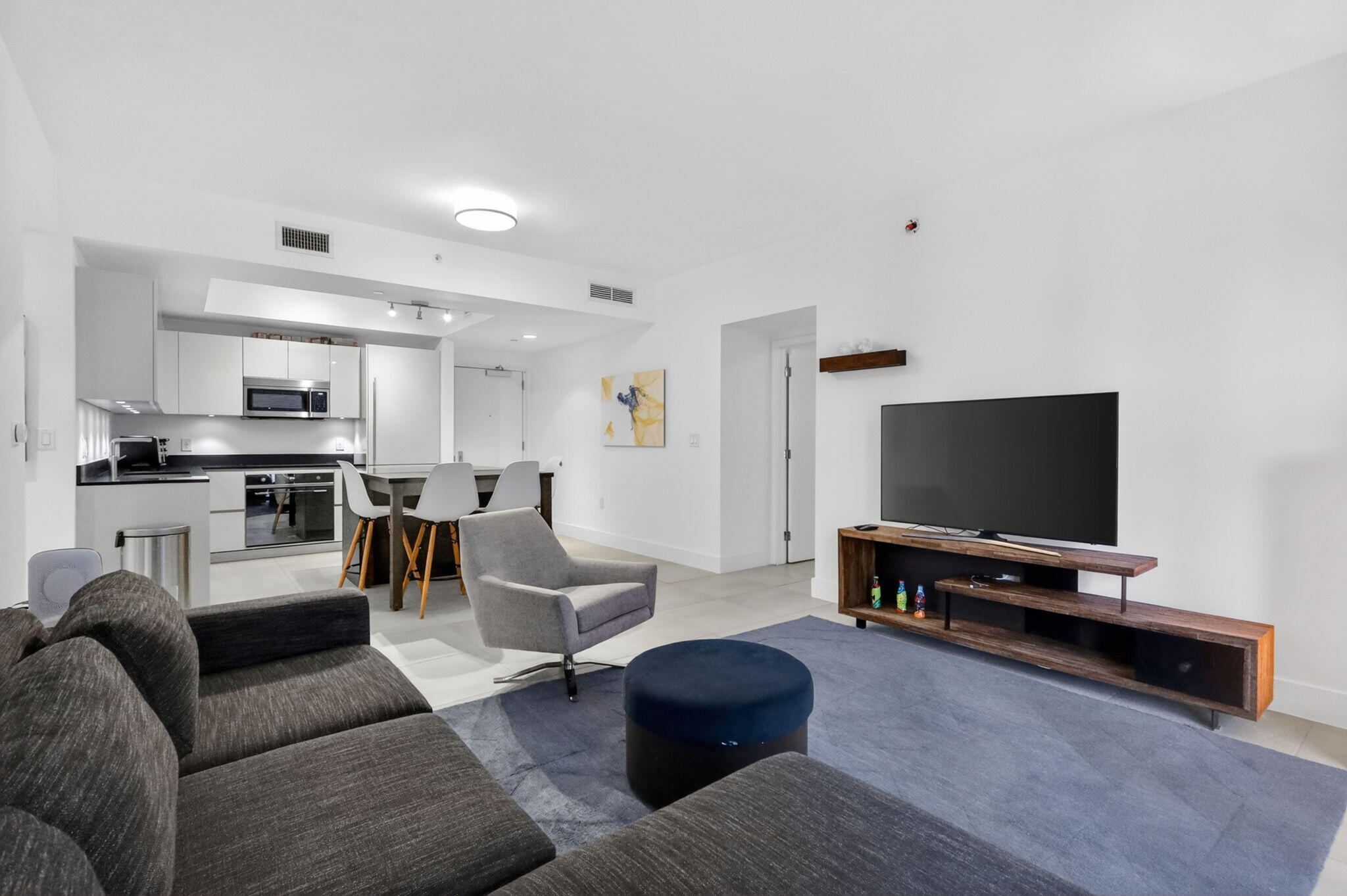 1010 Brickell Avenue 1607 Property Photo 3