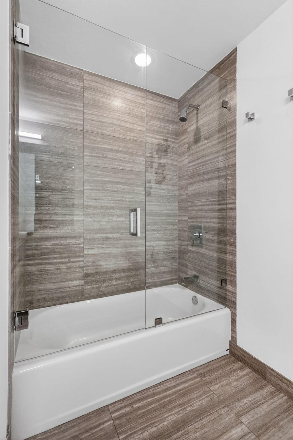 1010 Brickell Avenue 1607 Property Photo 28