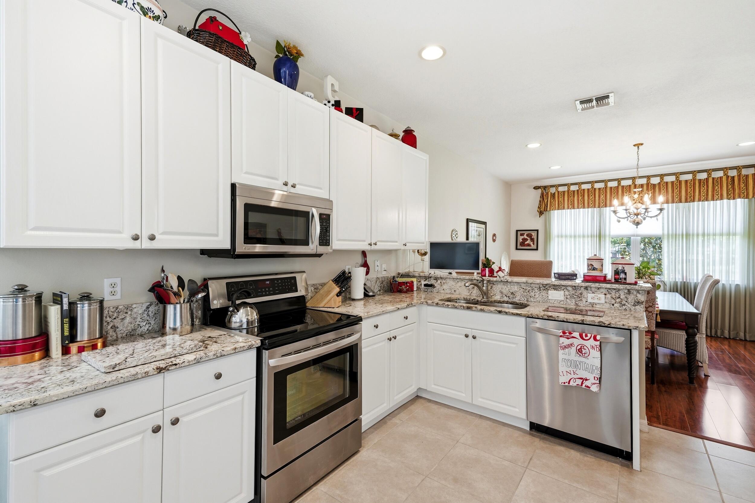 11031 Sw Dunhill Court Property Photo 12
