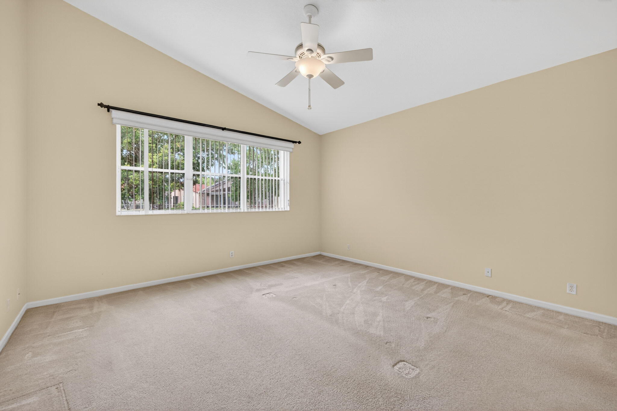 171 Nw Lawton Road Property Photo 18