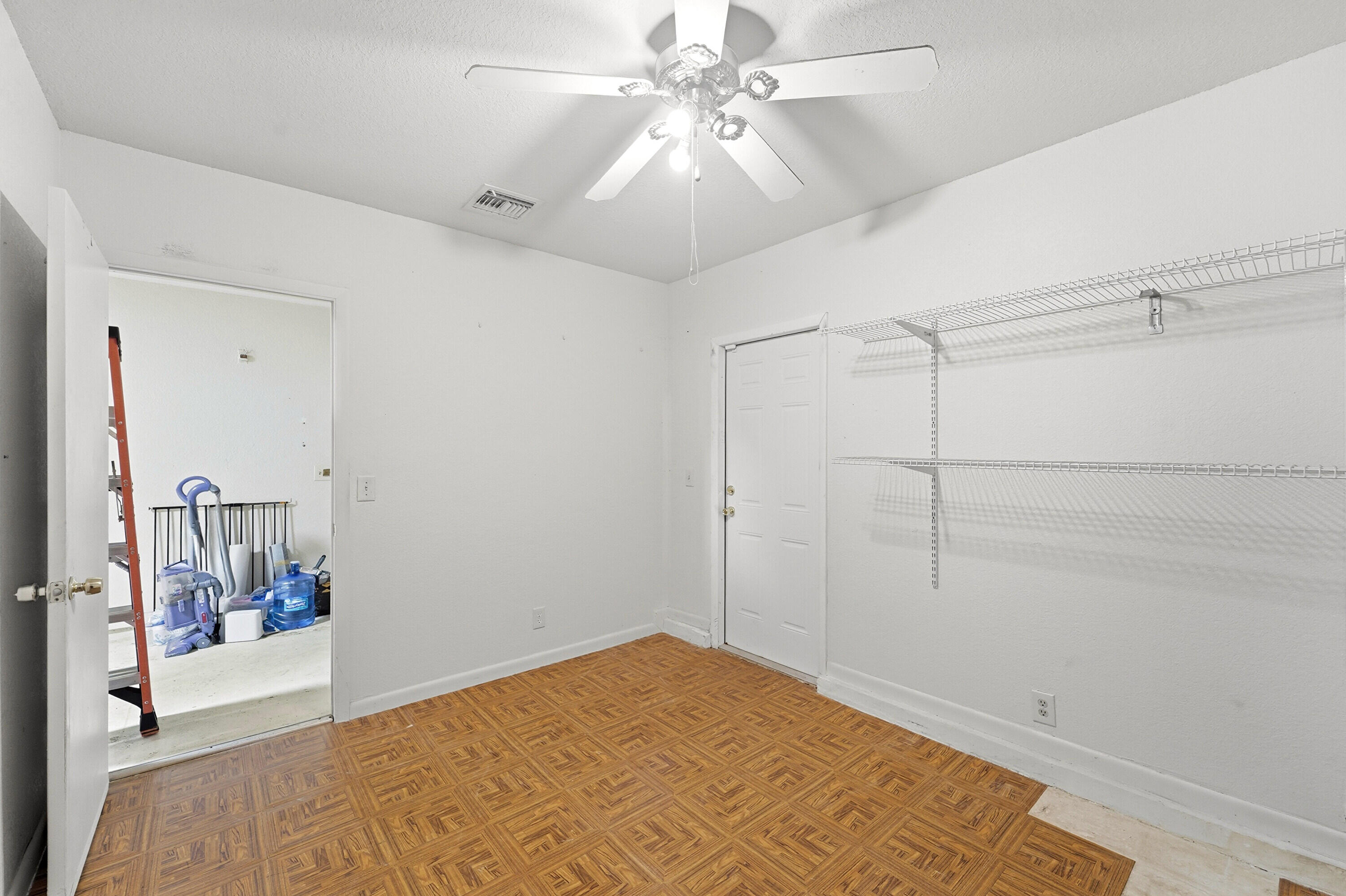 16317 Glasgow Drive E Property Photo 43