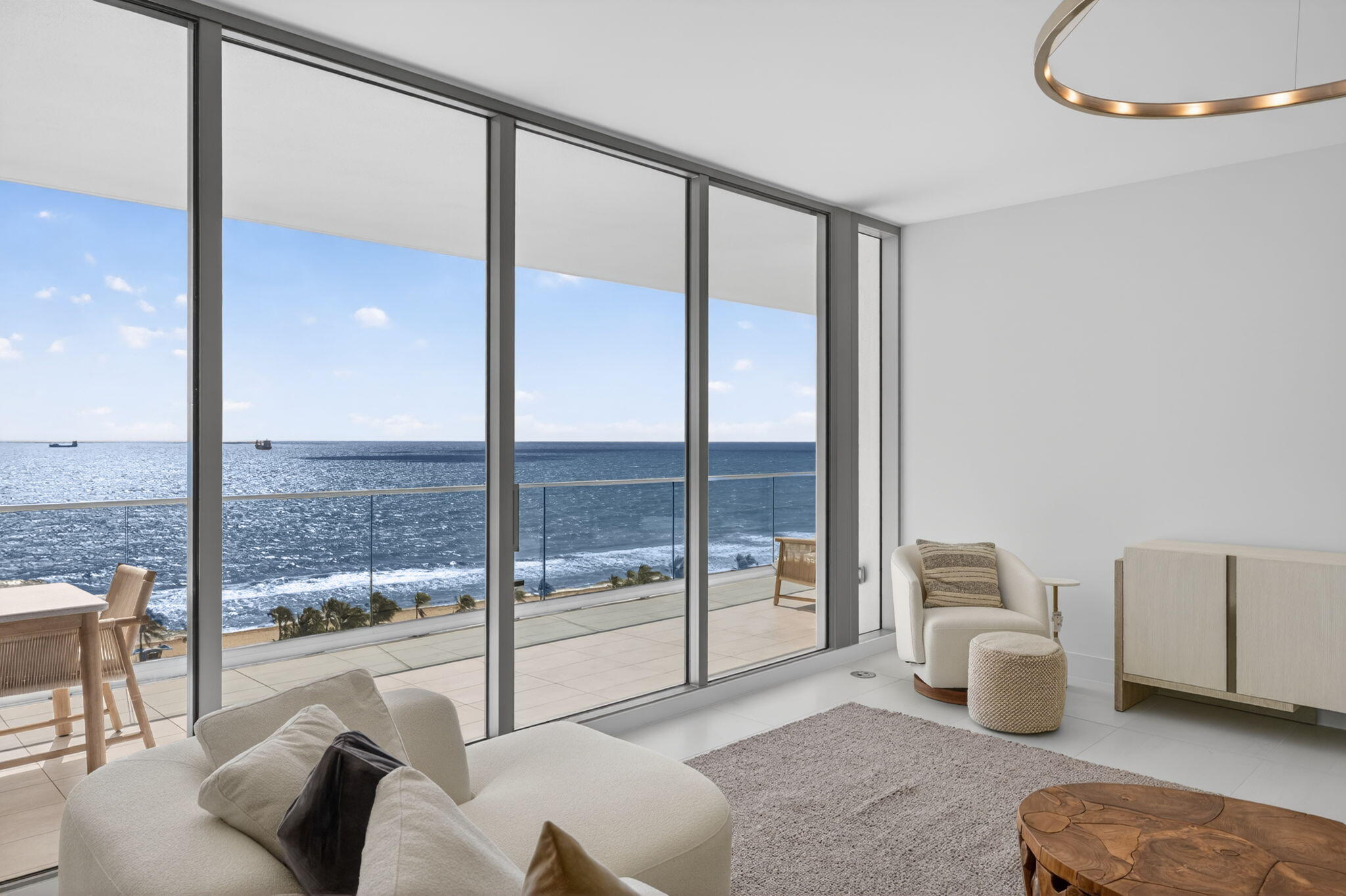 153 N Seabreeze Boulevard 901-s Property Photo 1