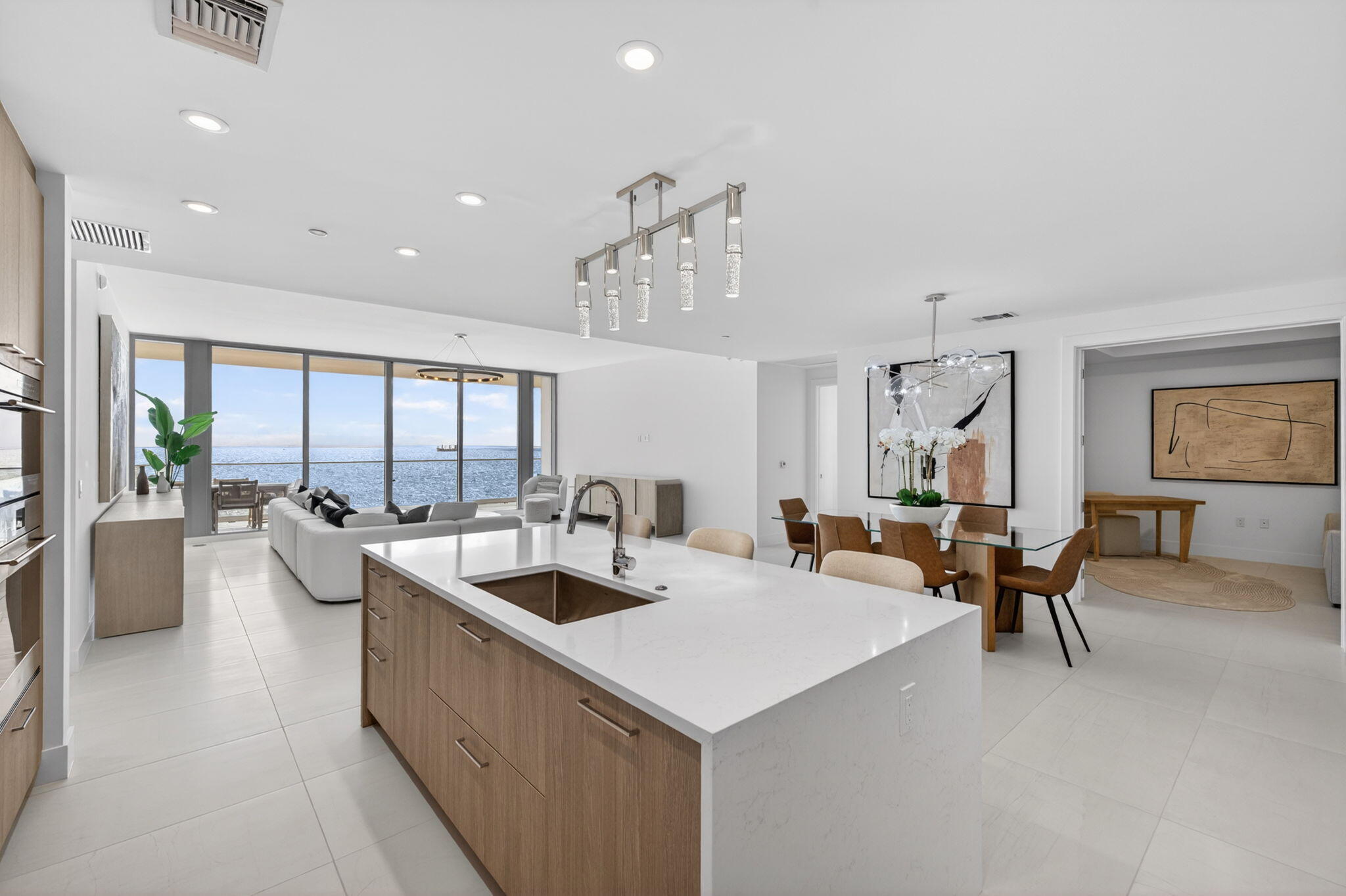 153 N Seabreeze Boulevard 901-s Property Photo 14
