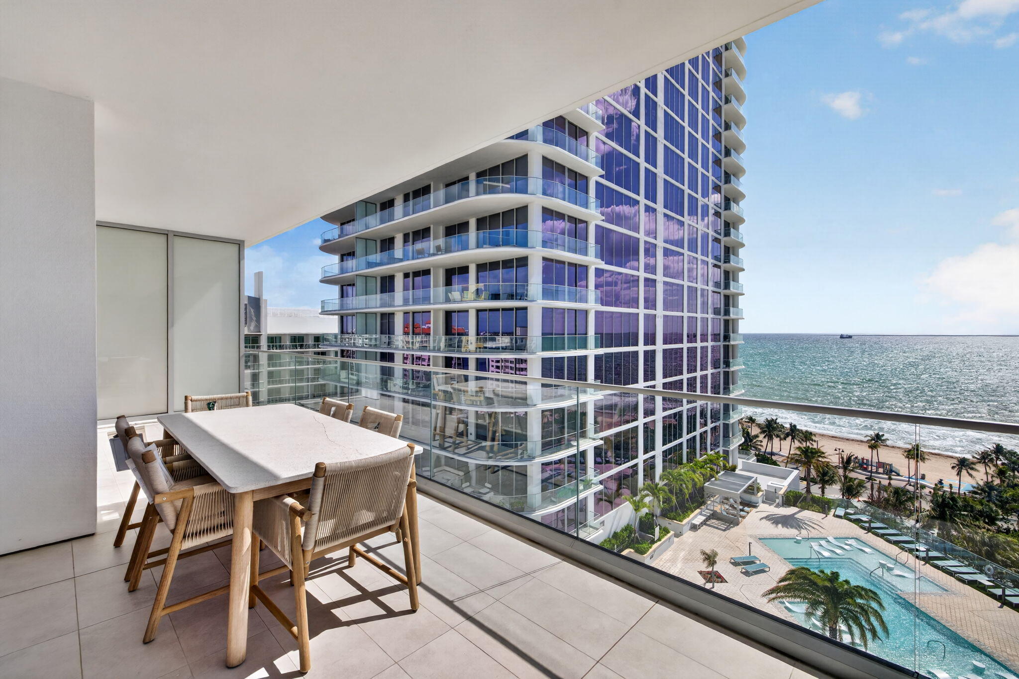 153 N Seabreeze Boulevard 901-s Property Photo 16