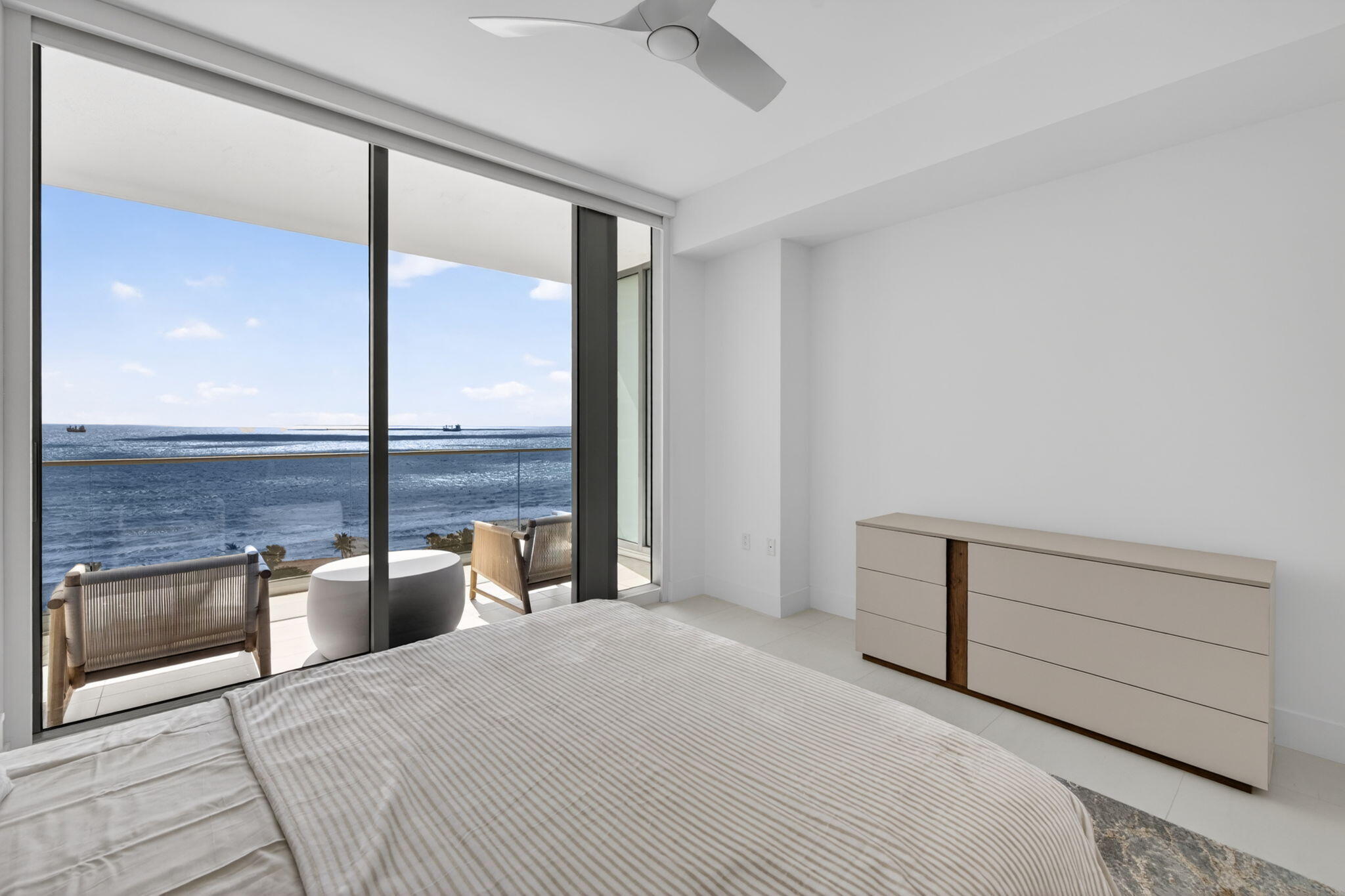 153 N Seabreeze Boulevard 901-s Property Photo 28
