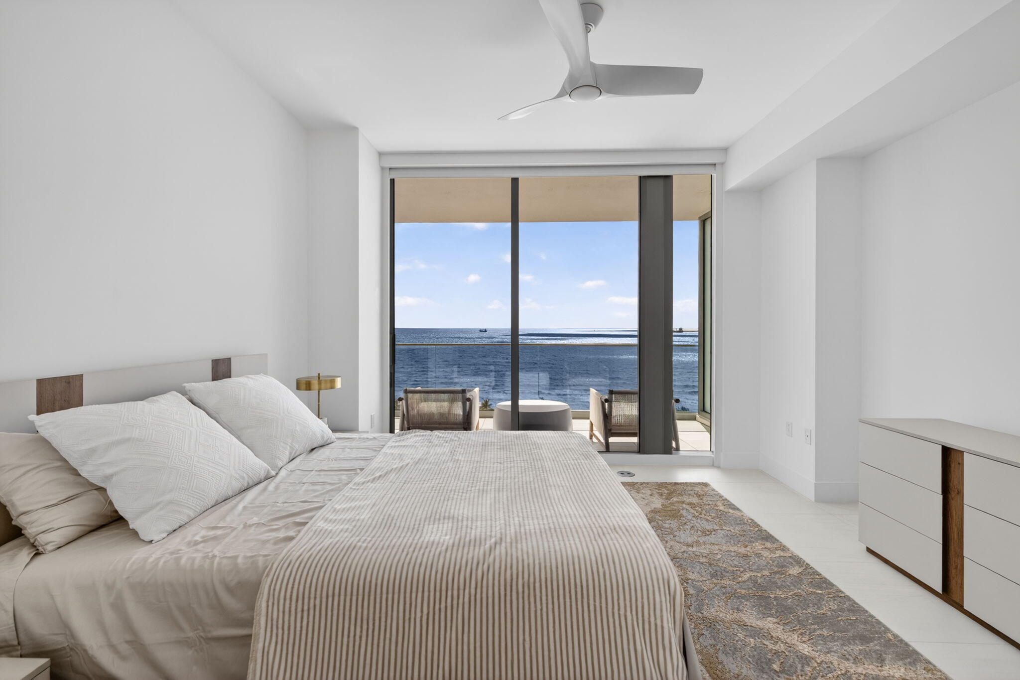 153 N Seabreeze Boulevard 901-s Property Photo 32