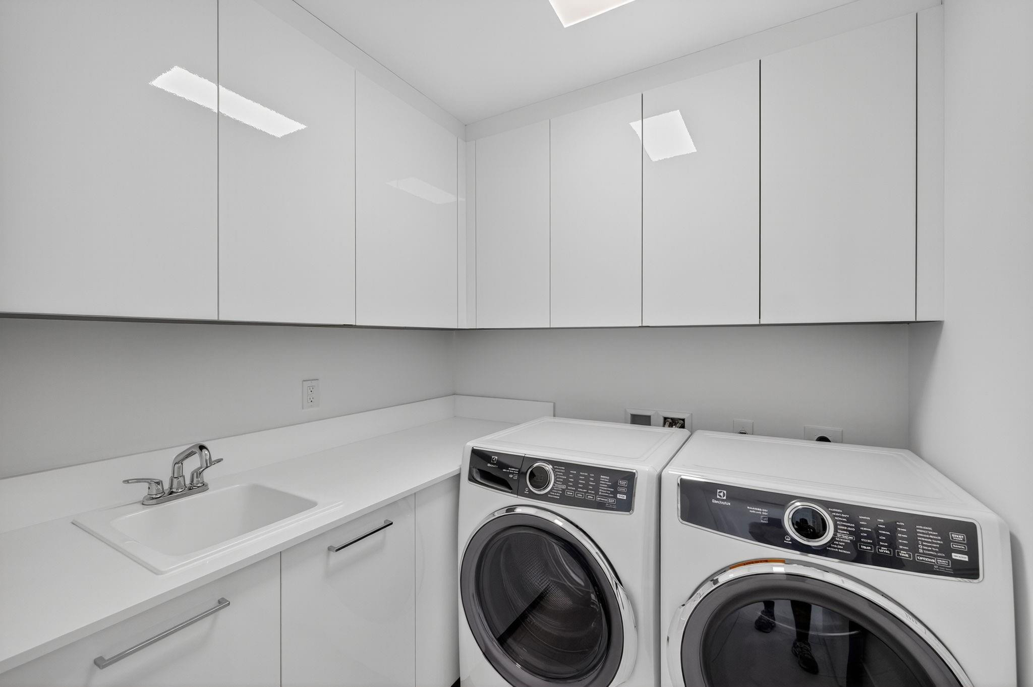 153 N Seabreeze Boulevard 901-s Property Photo 39