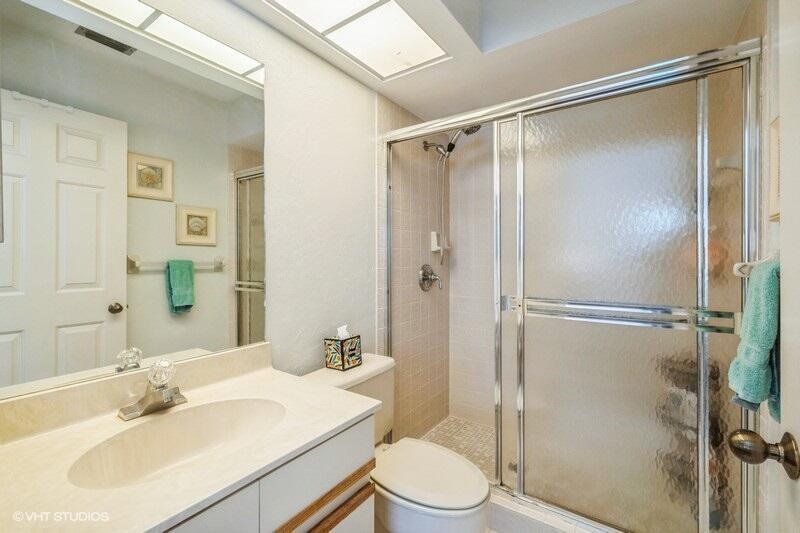 7485 Se Jamestown Terrace Property Photo 12
